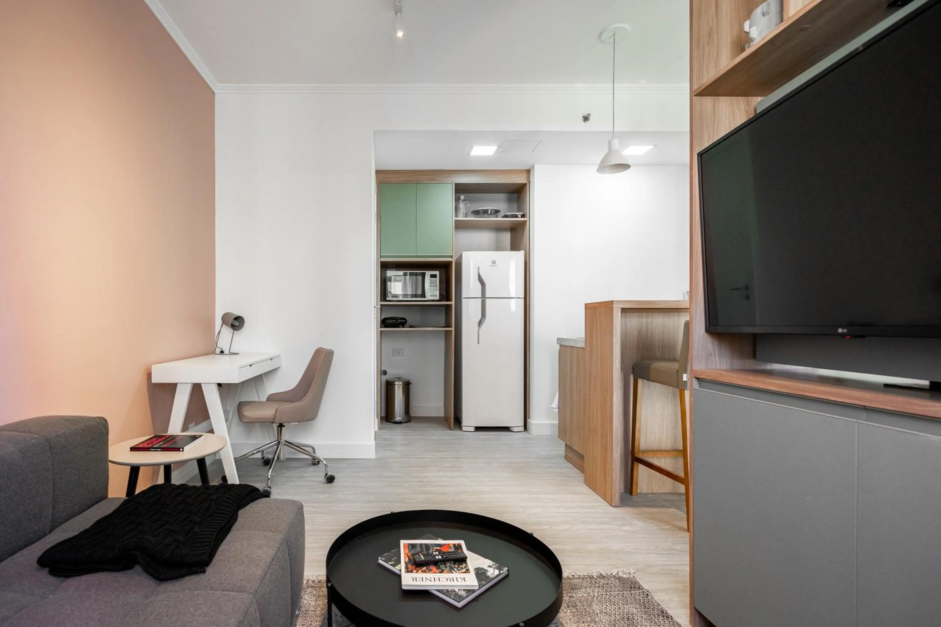 Day in Charlie Jerônimo da Veiga