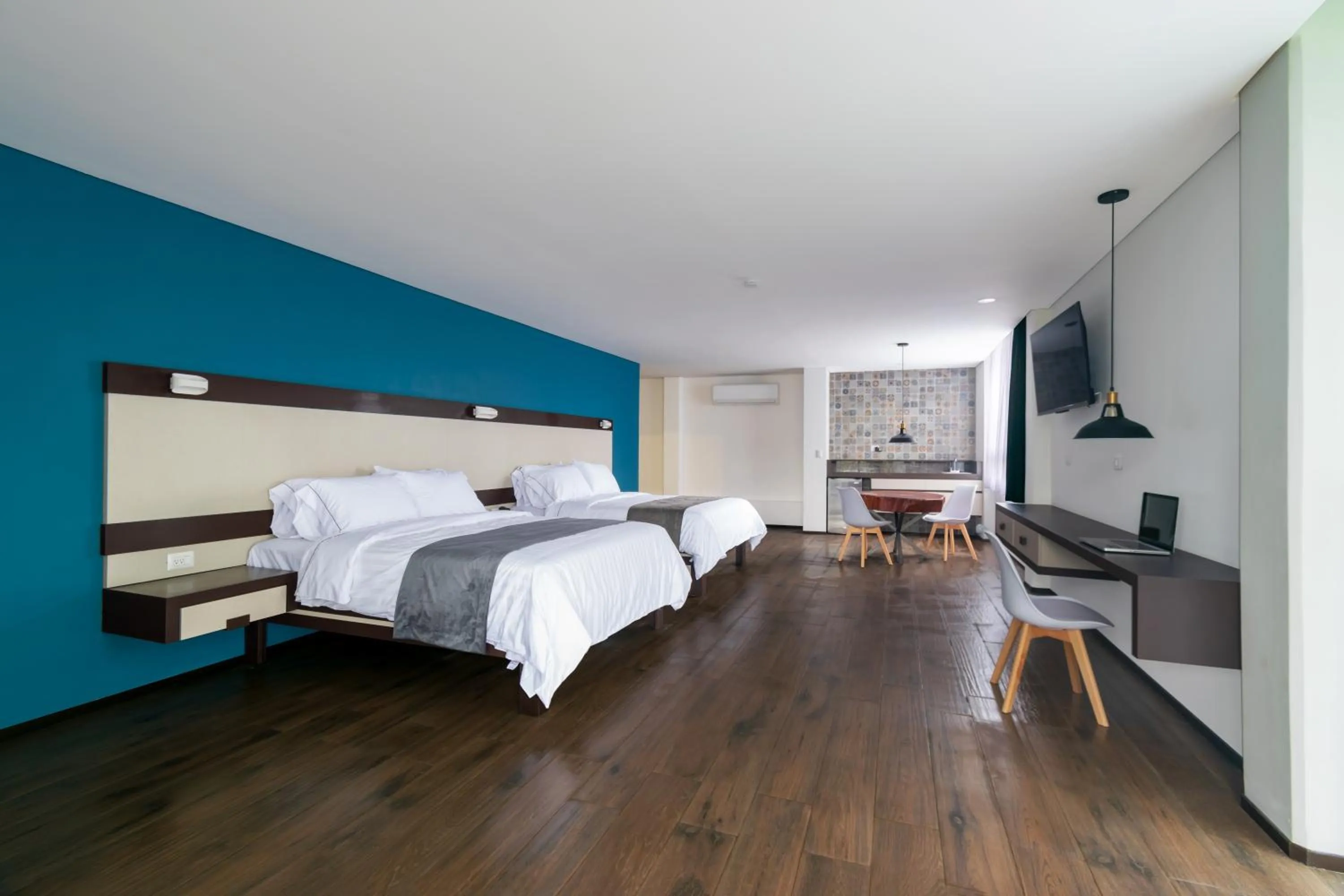 Photo of the whole room, Bed in Hotel Balcón del Parque