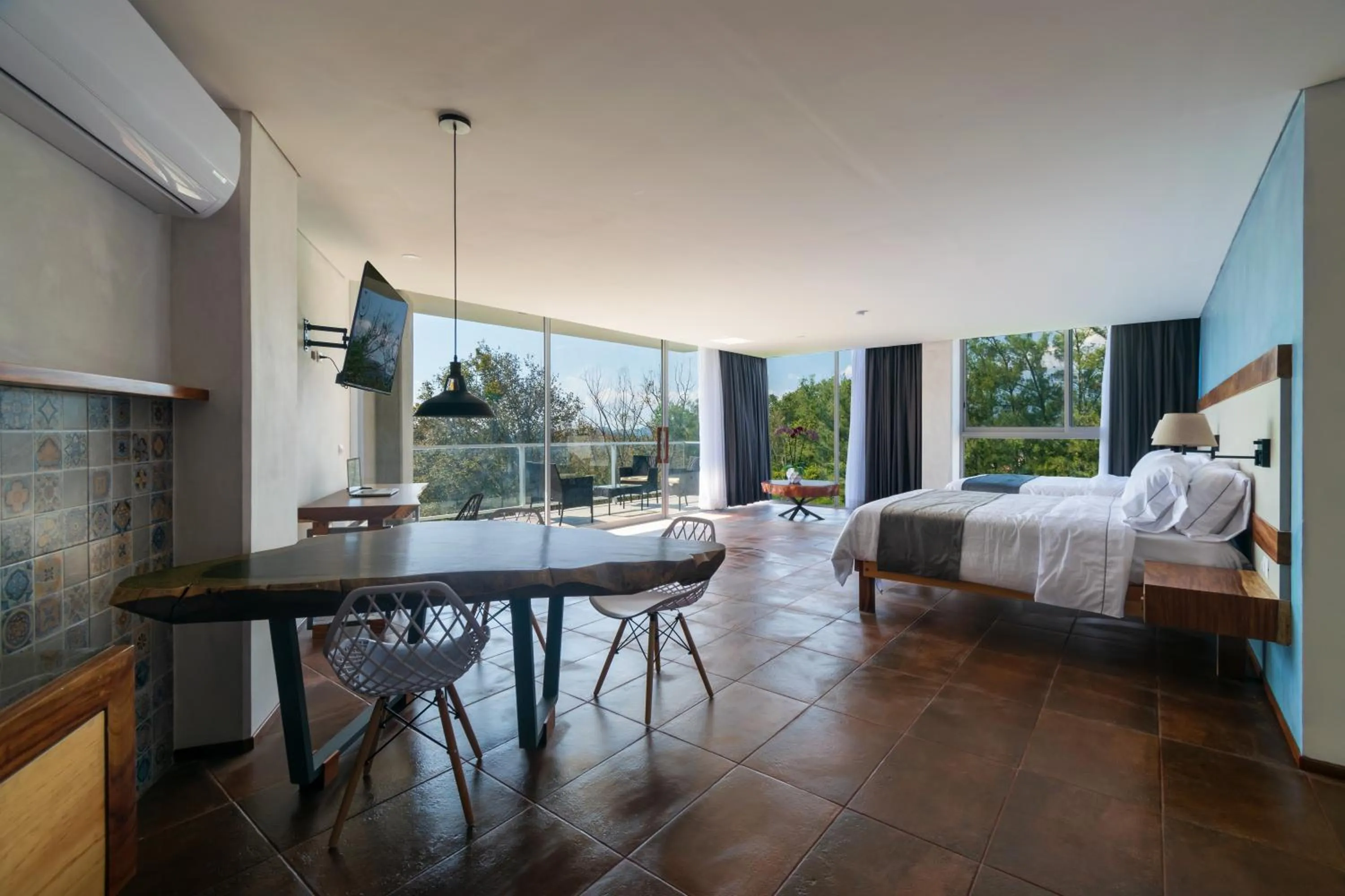 Photo of the whole room, Bed in Hotel Balcón del Parque