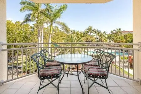 NEW Grenada Suite - Parking Pool & Pets 209