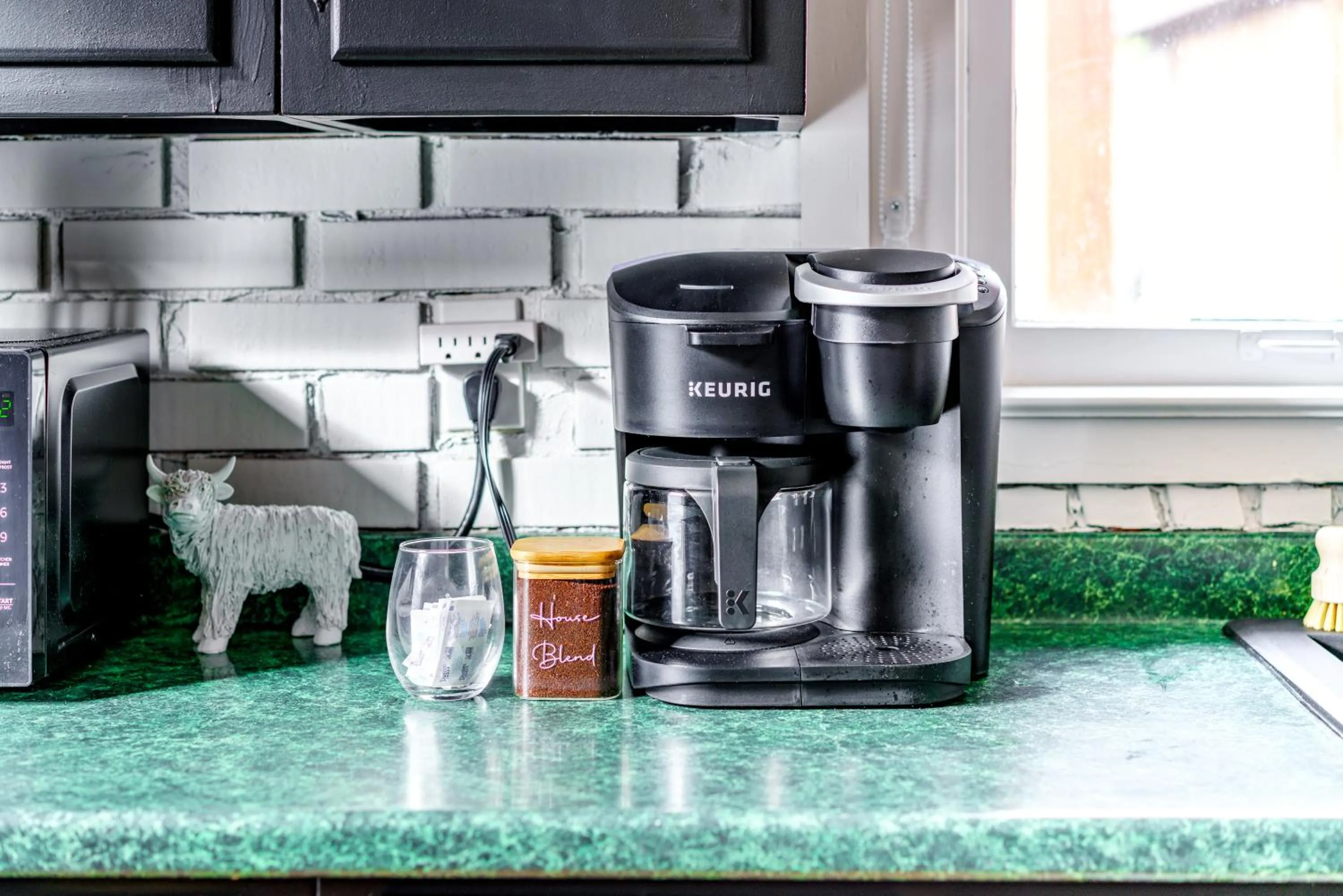 Jungle House Luxury Stays - Downtown Chillicothe