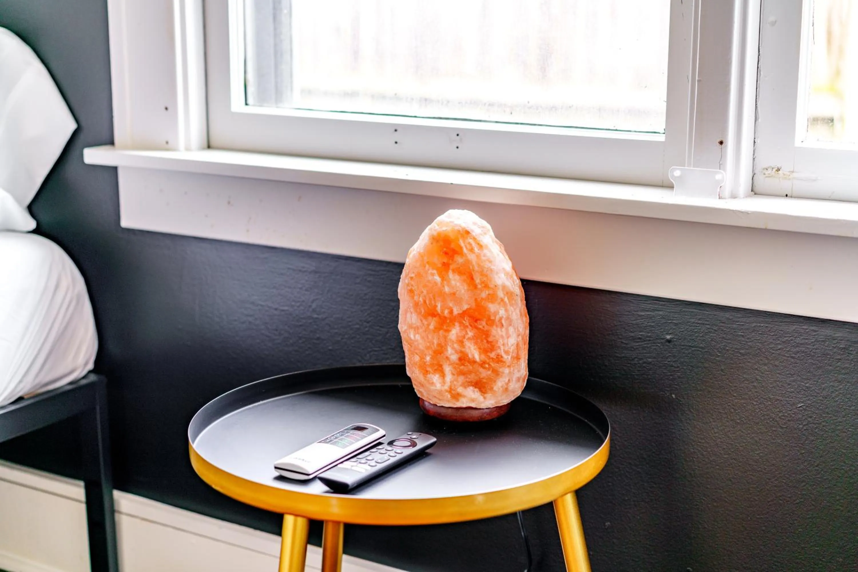 Jungle House Luxury Stays - Downtown Chillicothe