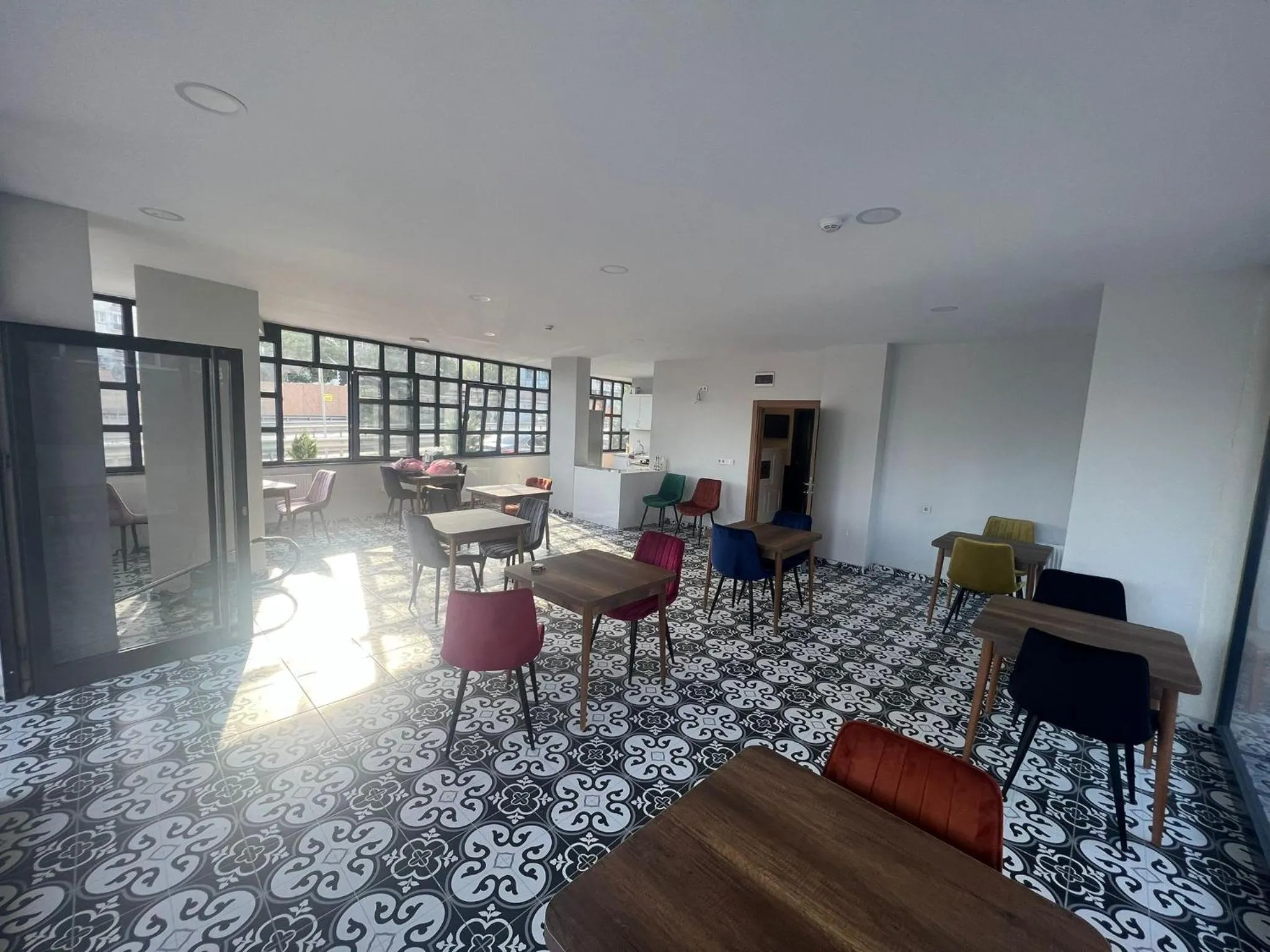 Restaurant/places to eat in Beta Hotel Avcılar