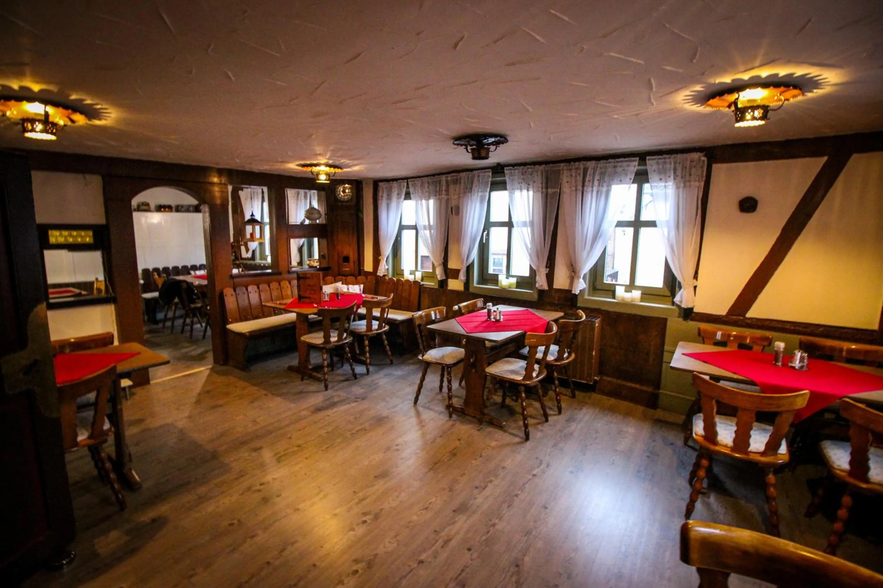 Restaurant/places to eat in Hotel und Restaurant Zum Löwen