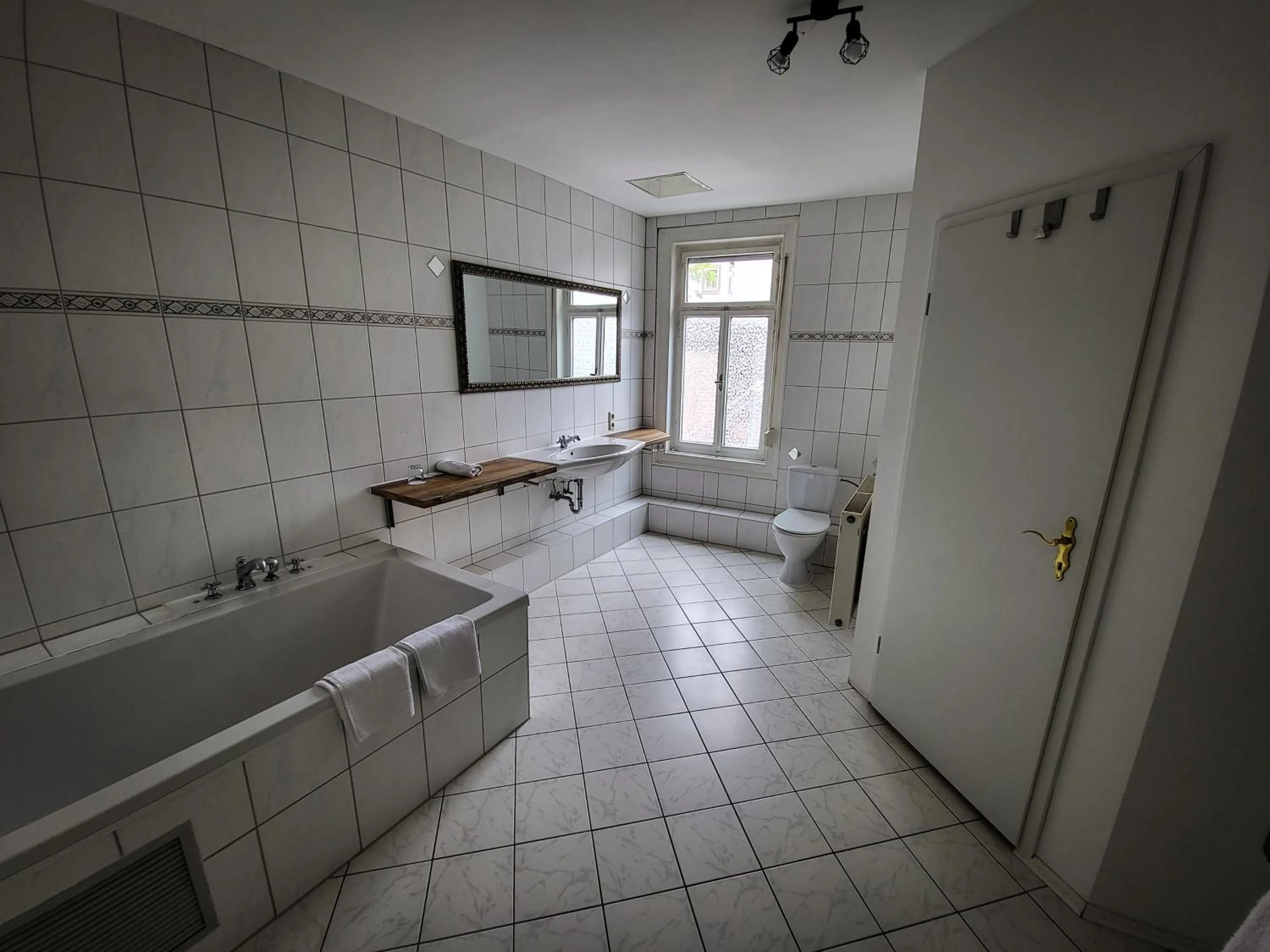 Bathroom in Hotel und Restaurant Zum Löwen