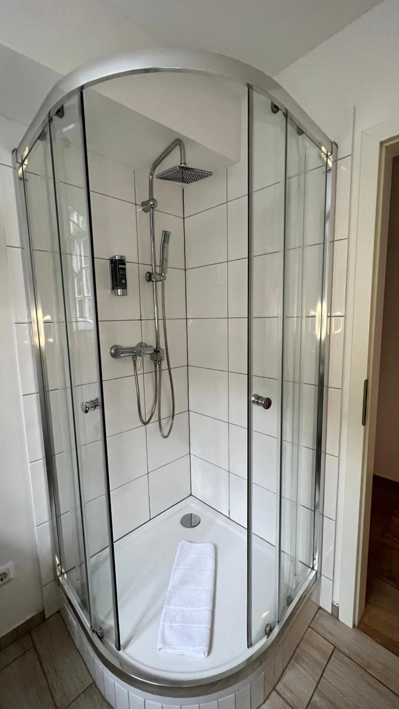 Shower in Hotel und Restaurant Zum Löwen