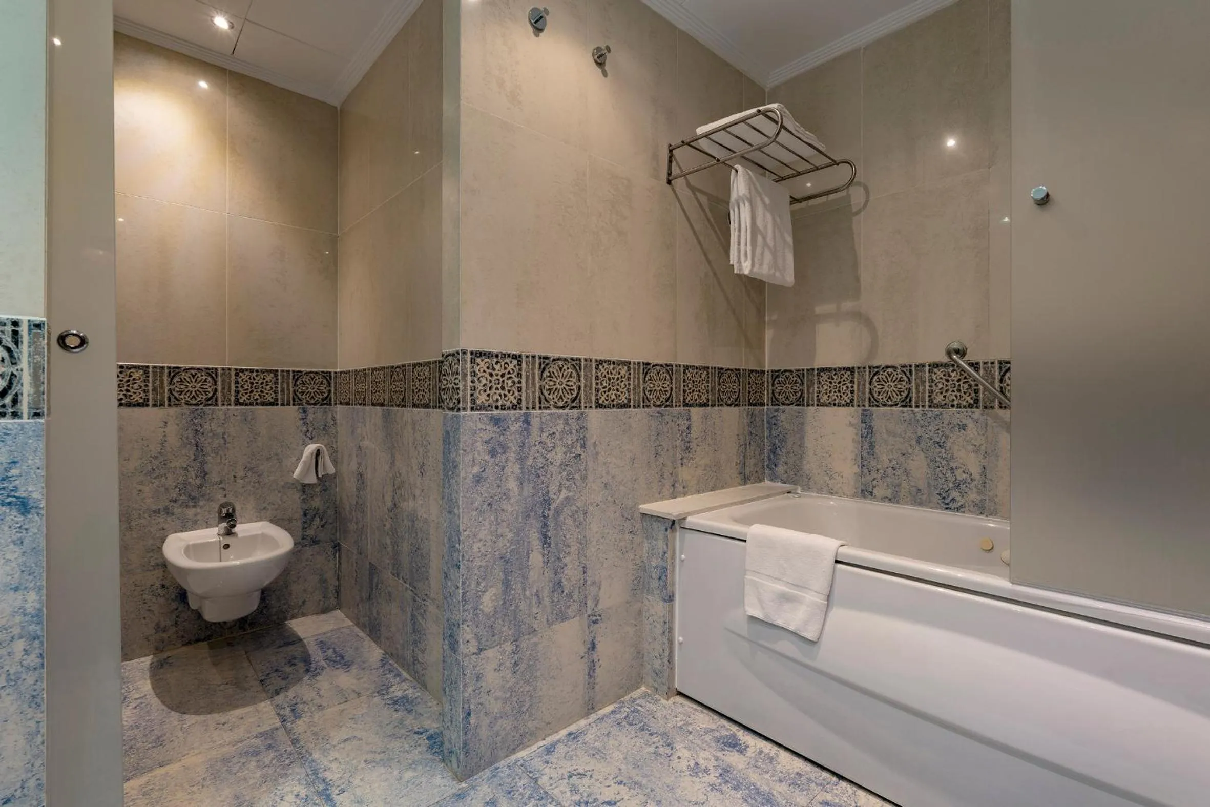 Bathroom in Marina d'Or ® Hotel Marina d'Or Balneario 5*