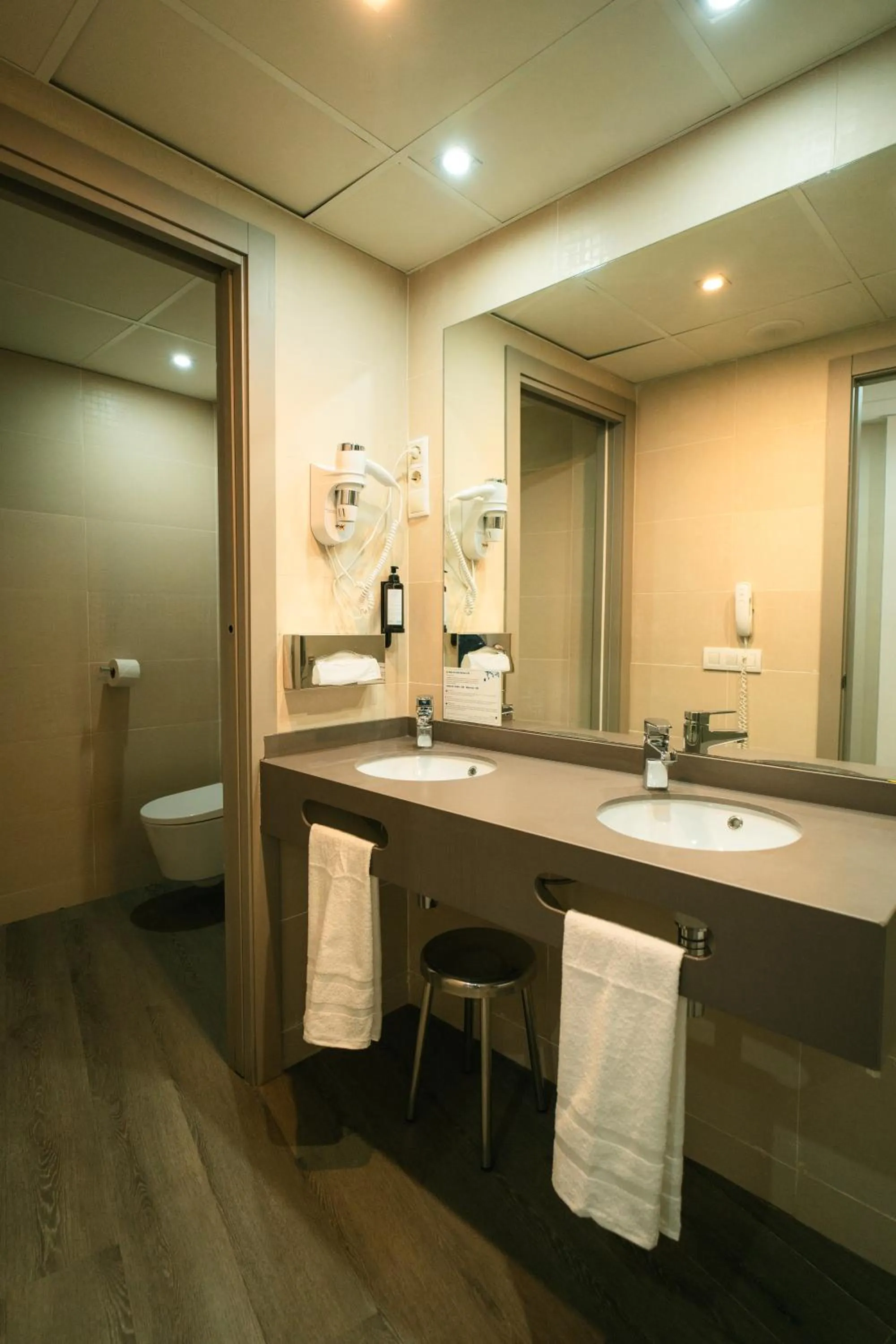 Bathroom in Marina d'Or ® Hotel Marina d'Or Balneario 5*