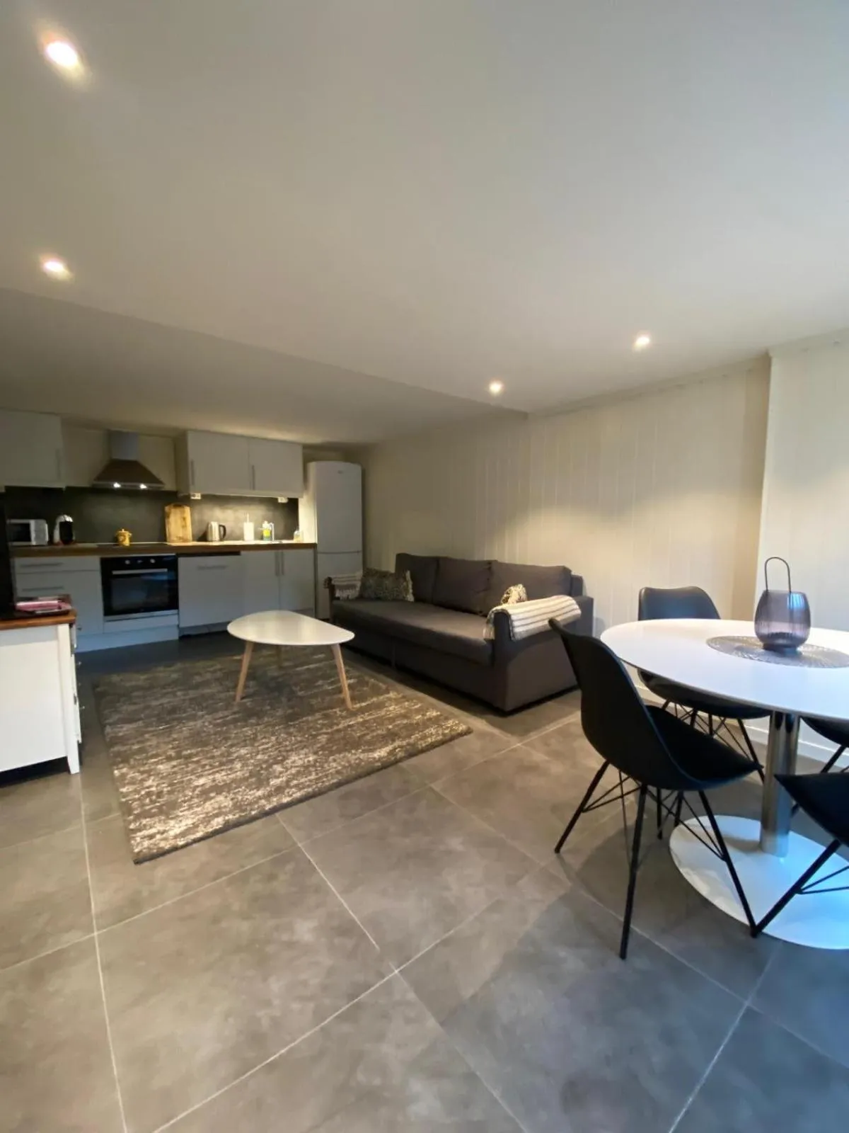 One-Bedroom Apartment - single occupancy in Just Like Home Bed & Spa