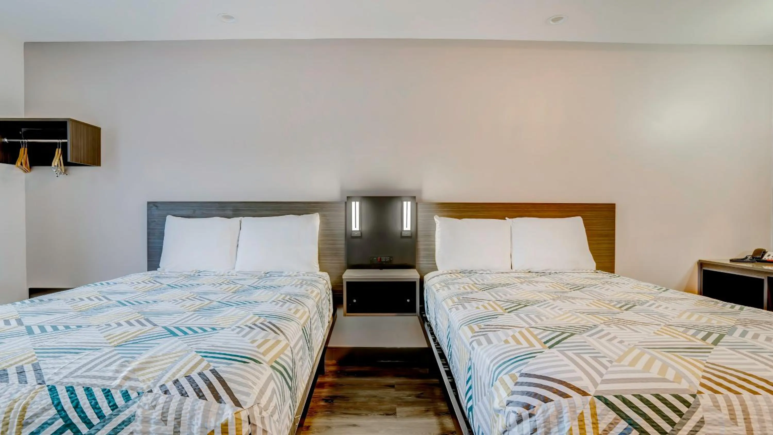 Bedroom, Bed in Motel 6 Highland CA San Bernardino East