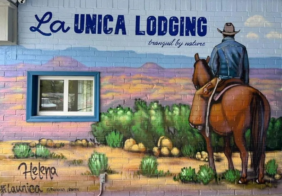 Facade/entrance in La Unica
