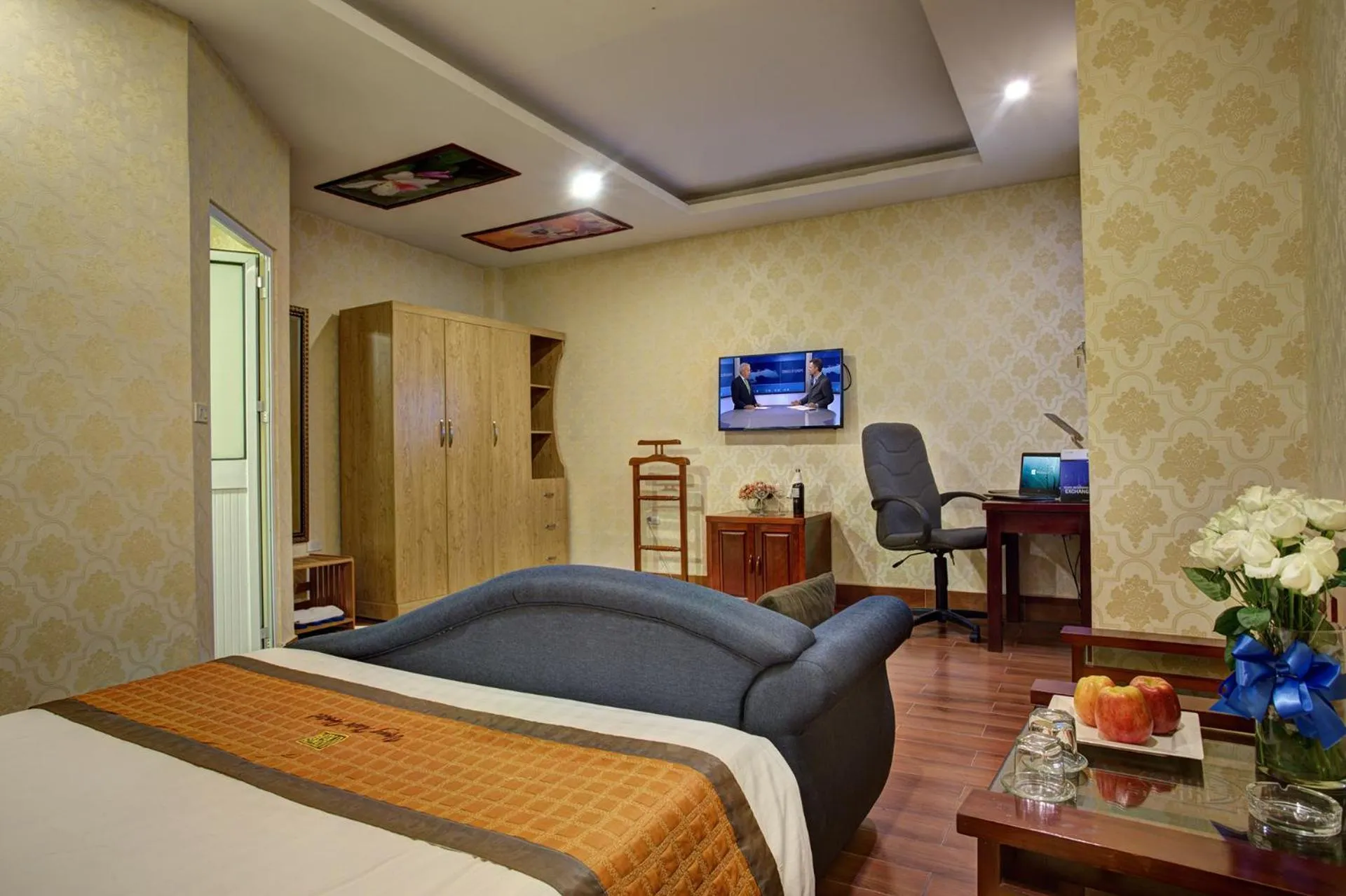 Bed in Vong Xua Boutique Hotel