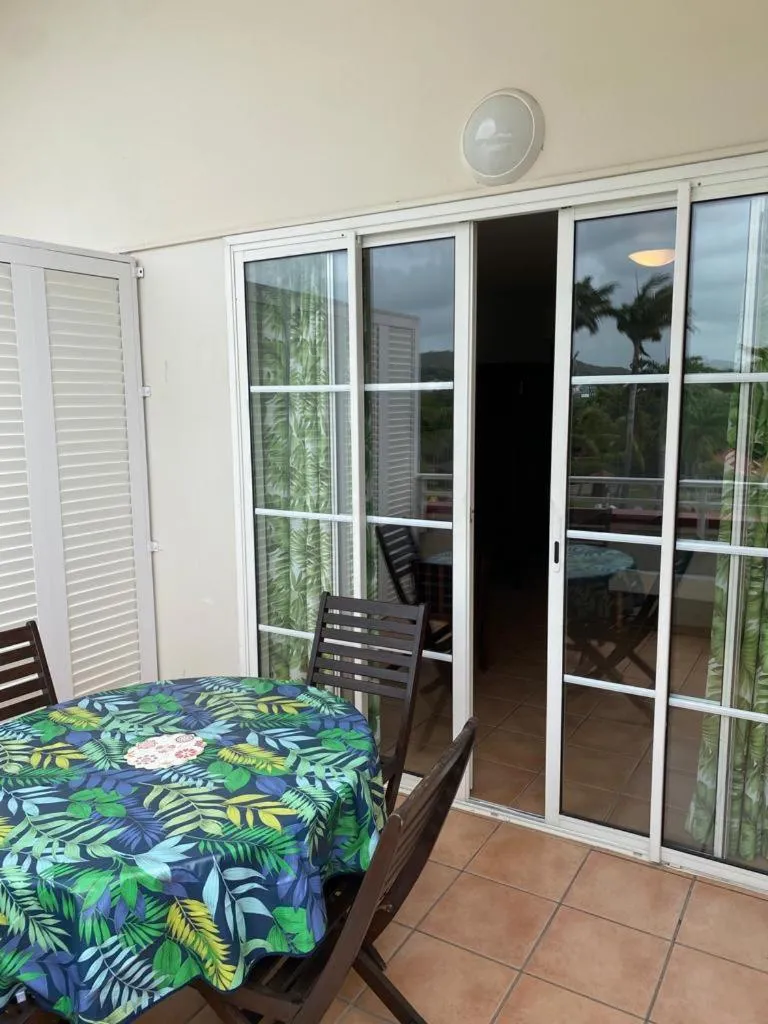 Balcony/Terrace in Studio Tropical avec vue mer dans une résidence hôtelière