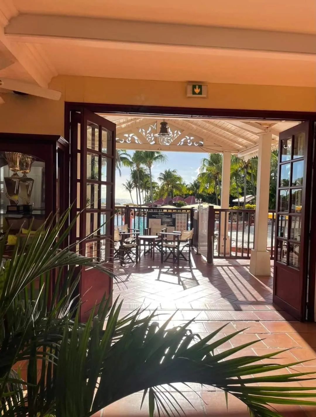 Restaurant/places to eat in Studio Tropical avec vue mer dans une résidence hôtelière