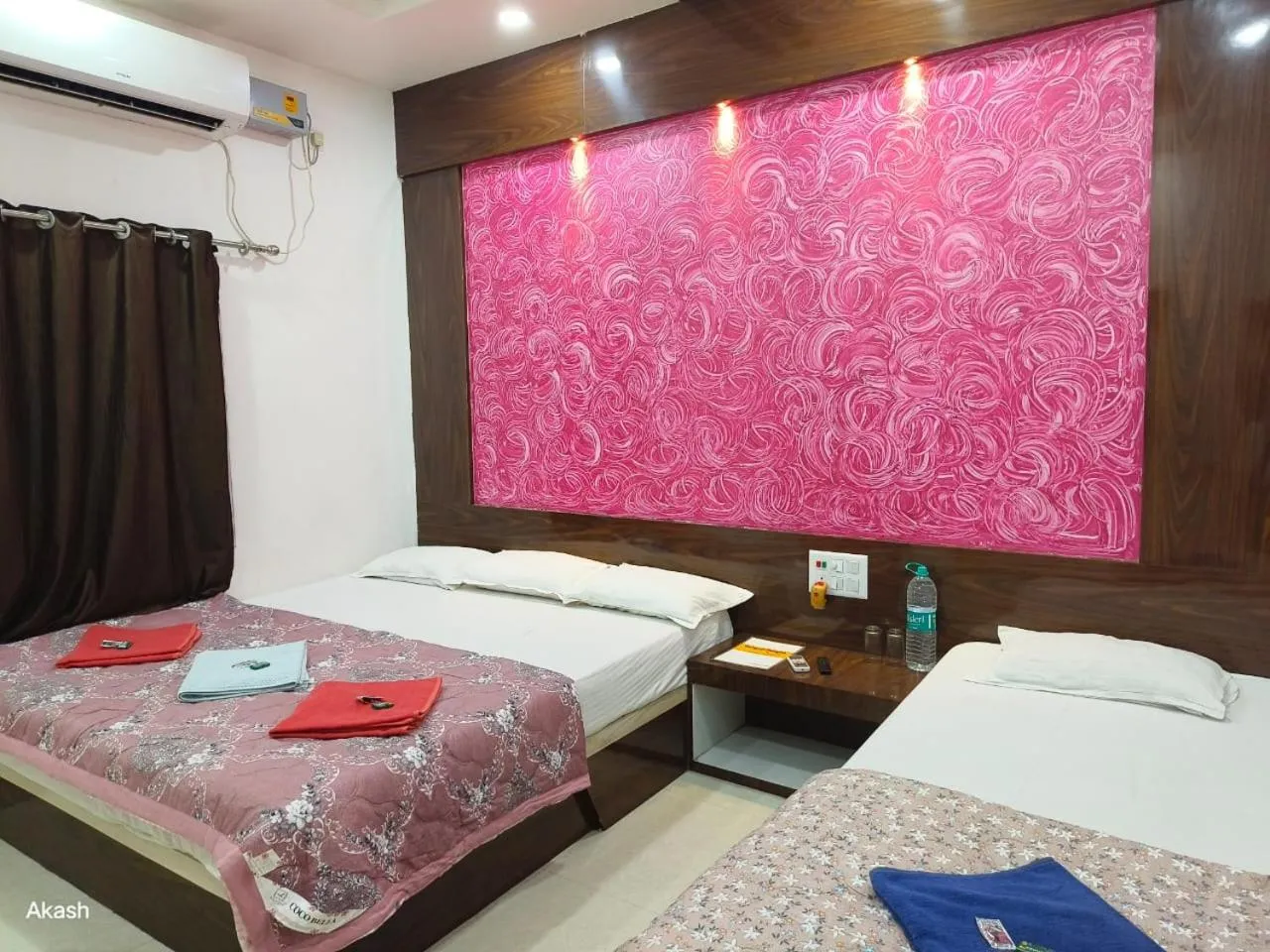 Bed in Hotel Bobby house 450m from beach & 1 km from temple