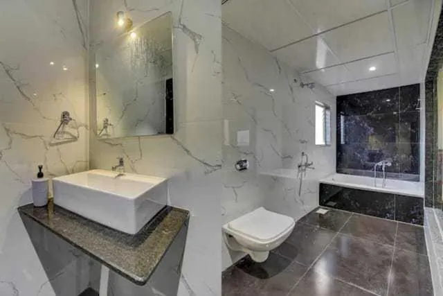 Bathroom in Super Collection O Kesar Inn Banquet & Lodging