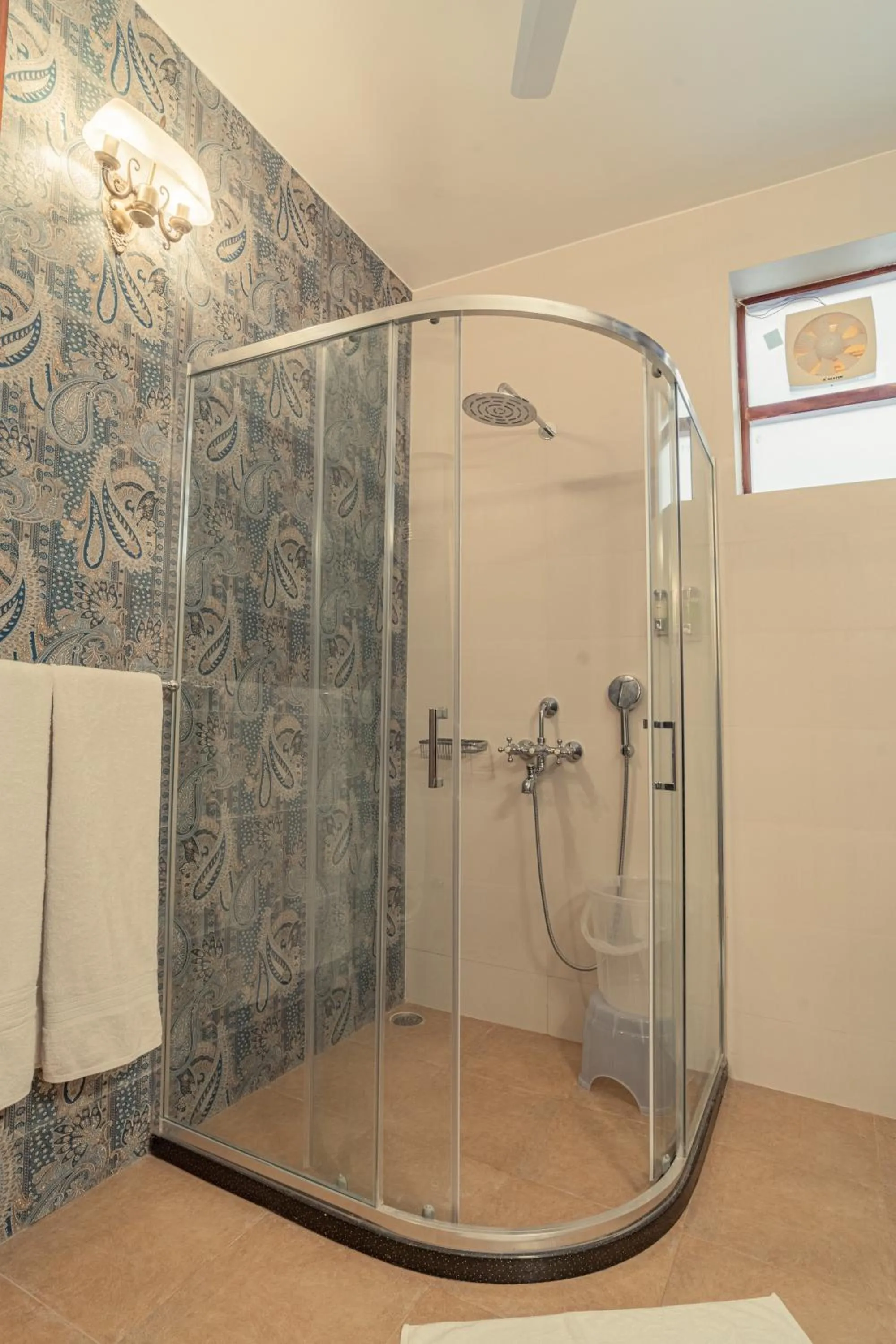 Bathroom in Anchorage 42