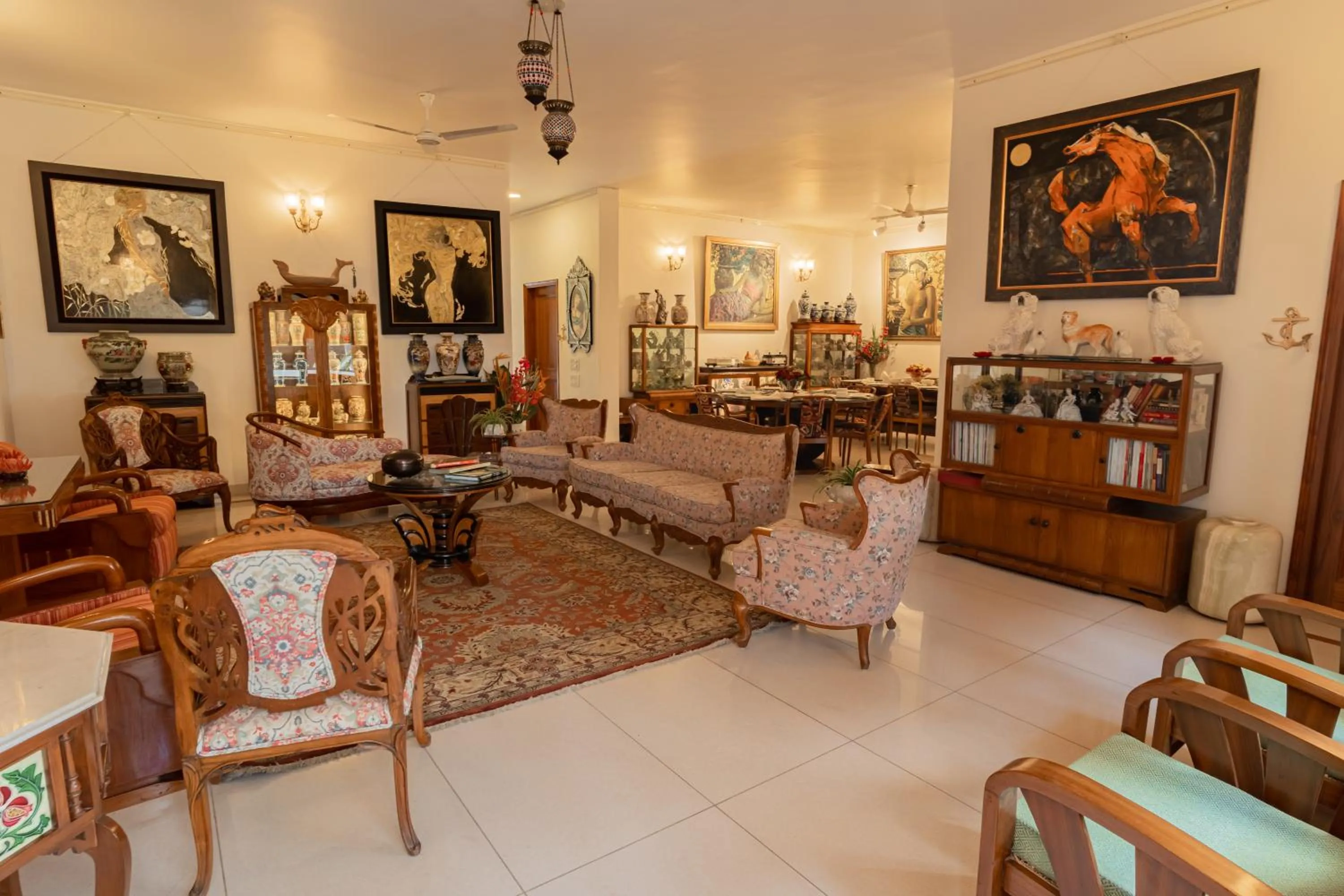 Living room in Anchorage 42