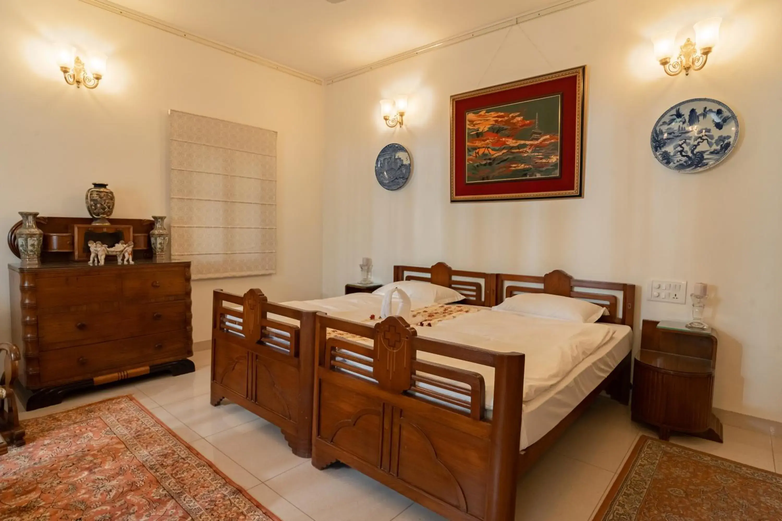 Deluxe Double Room with Balcony in Anchorage 42 Deluxe Double Room with Balcony in Anchorage 42