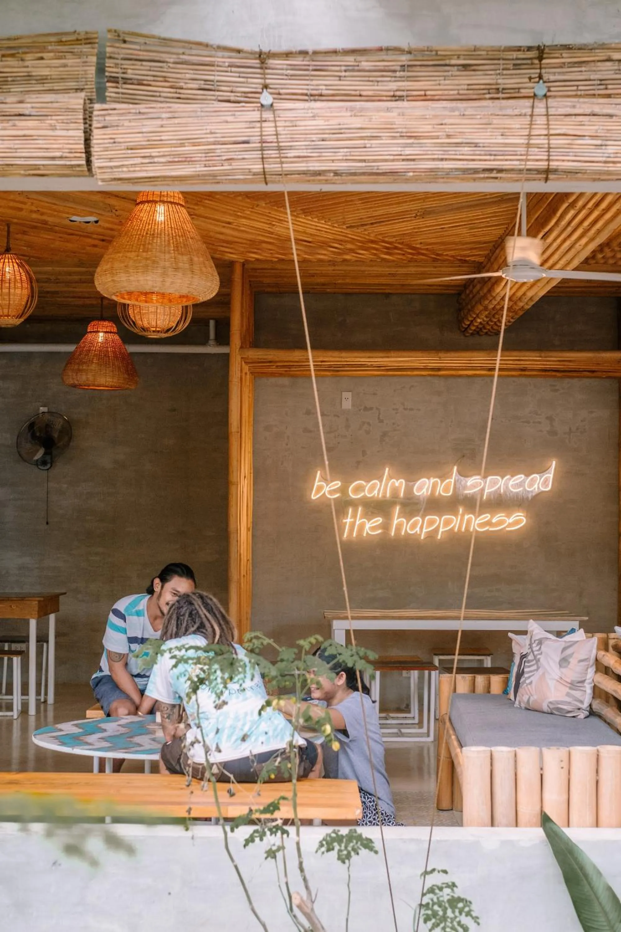 Communal lounge/ TV room in Happiness Hostel Siargao