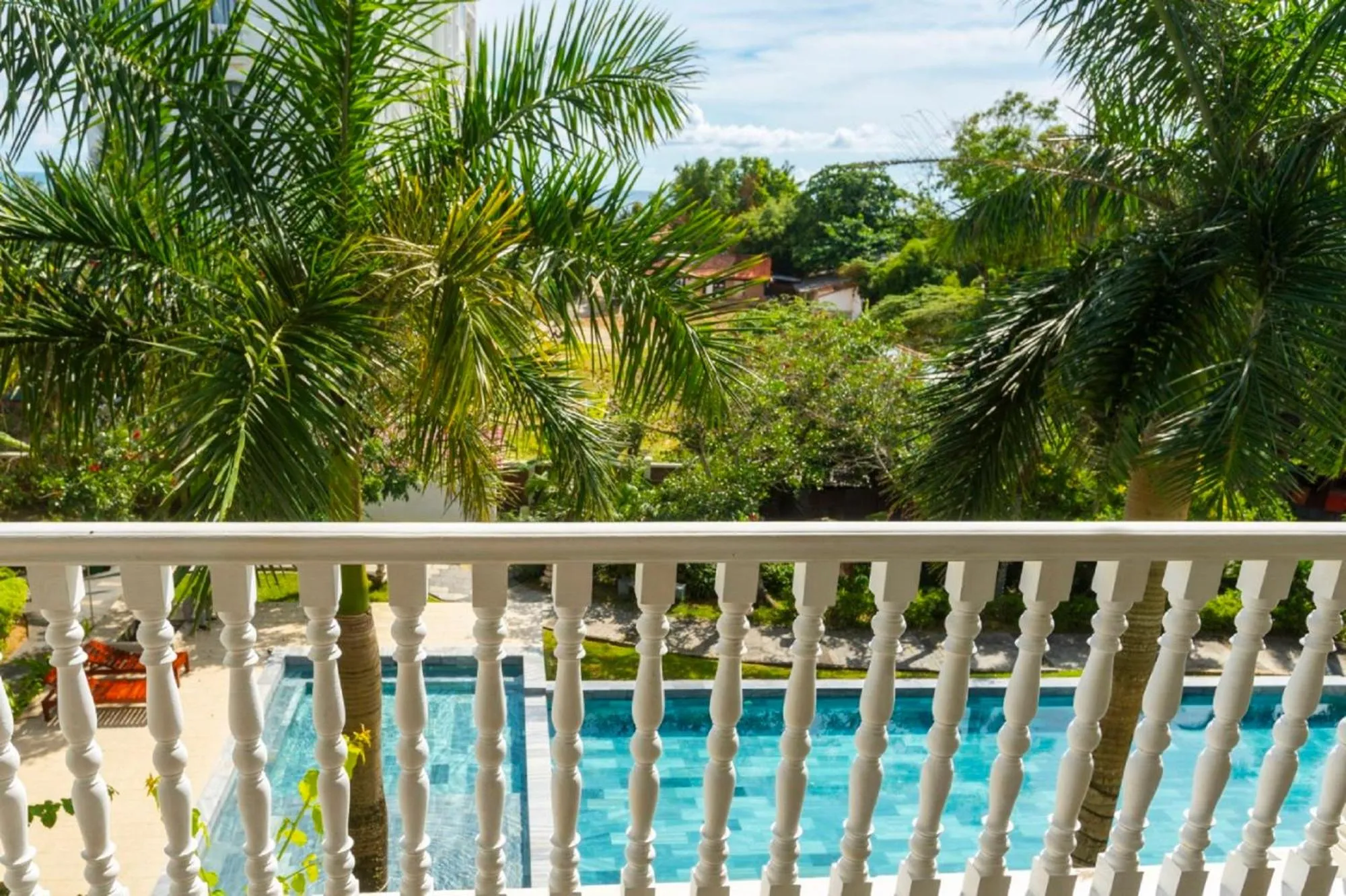 Pool view in Tahiti Resort
