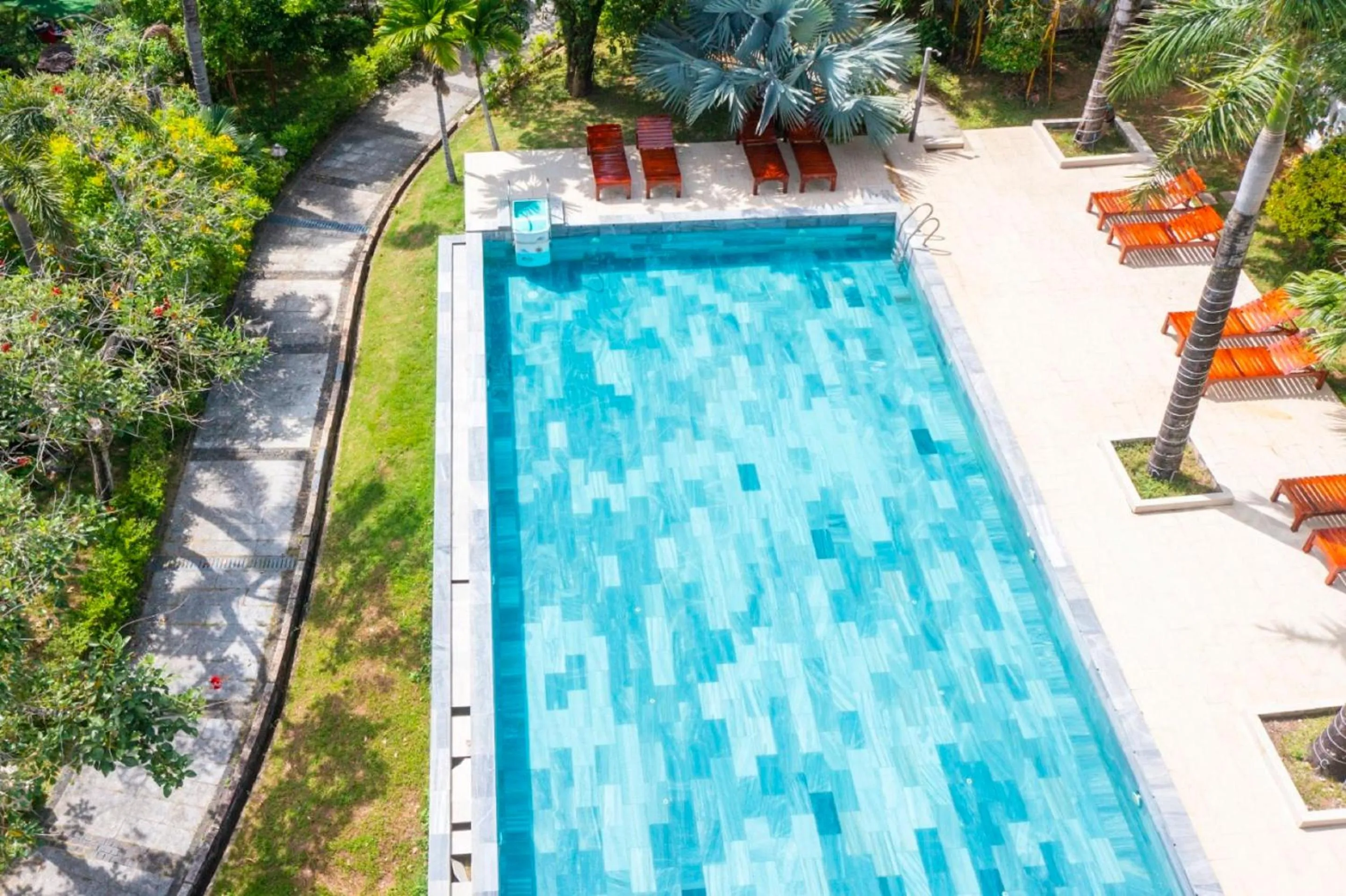 Swimming pool in Tahiti Resort