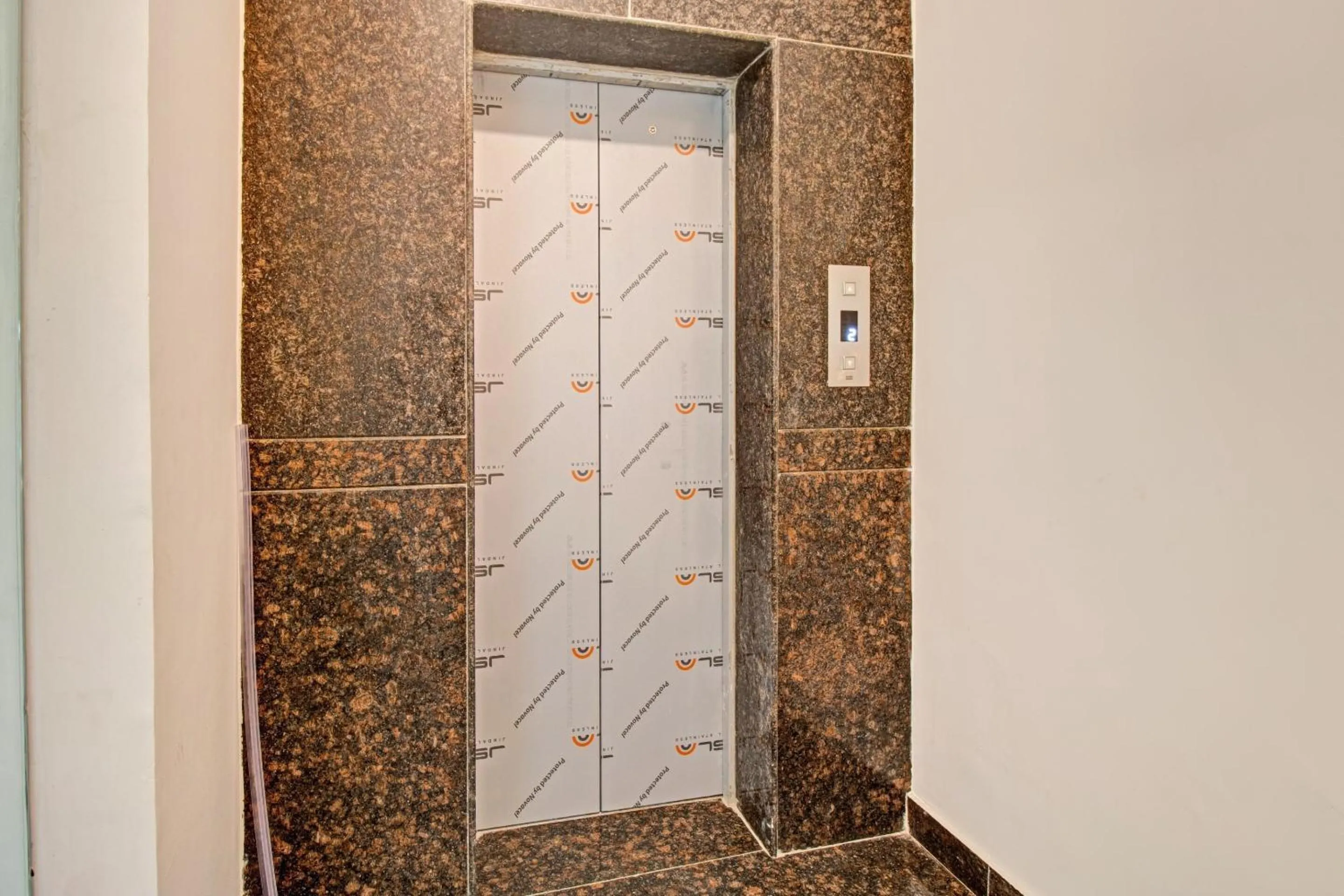 Bathroom in Collection O Petals Otium Business Hotel