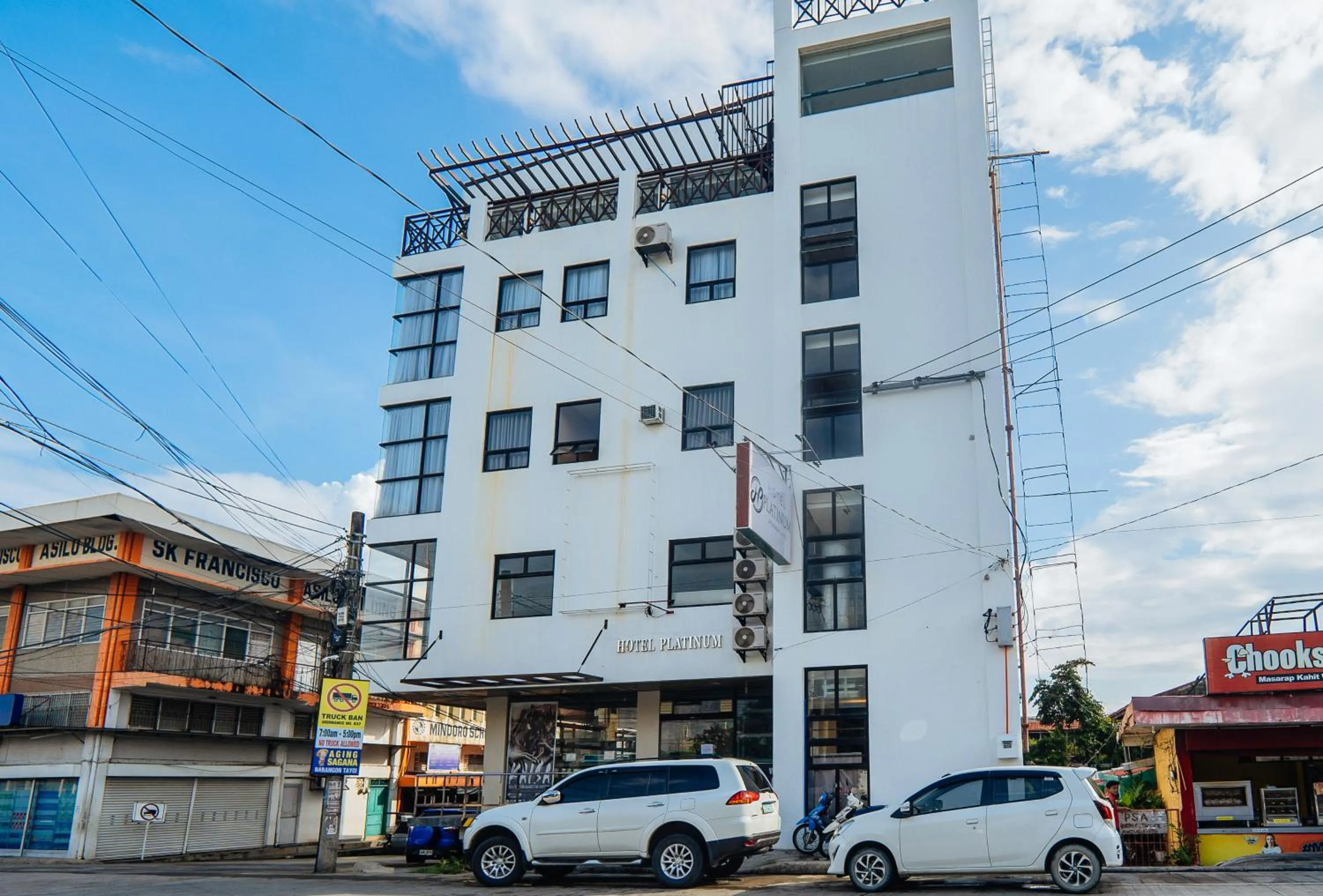 Property building in RedDoorz Plus @ Hotel Platinum Occidental Mindoro