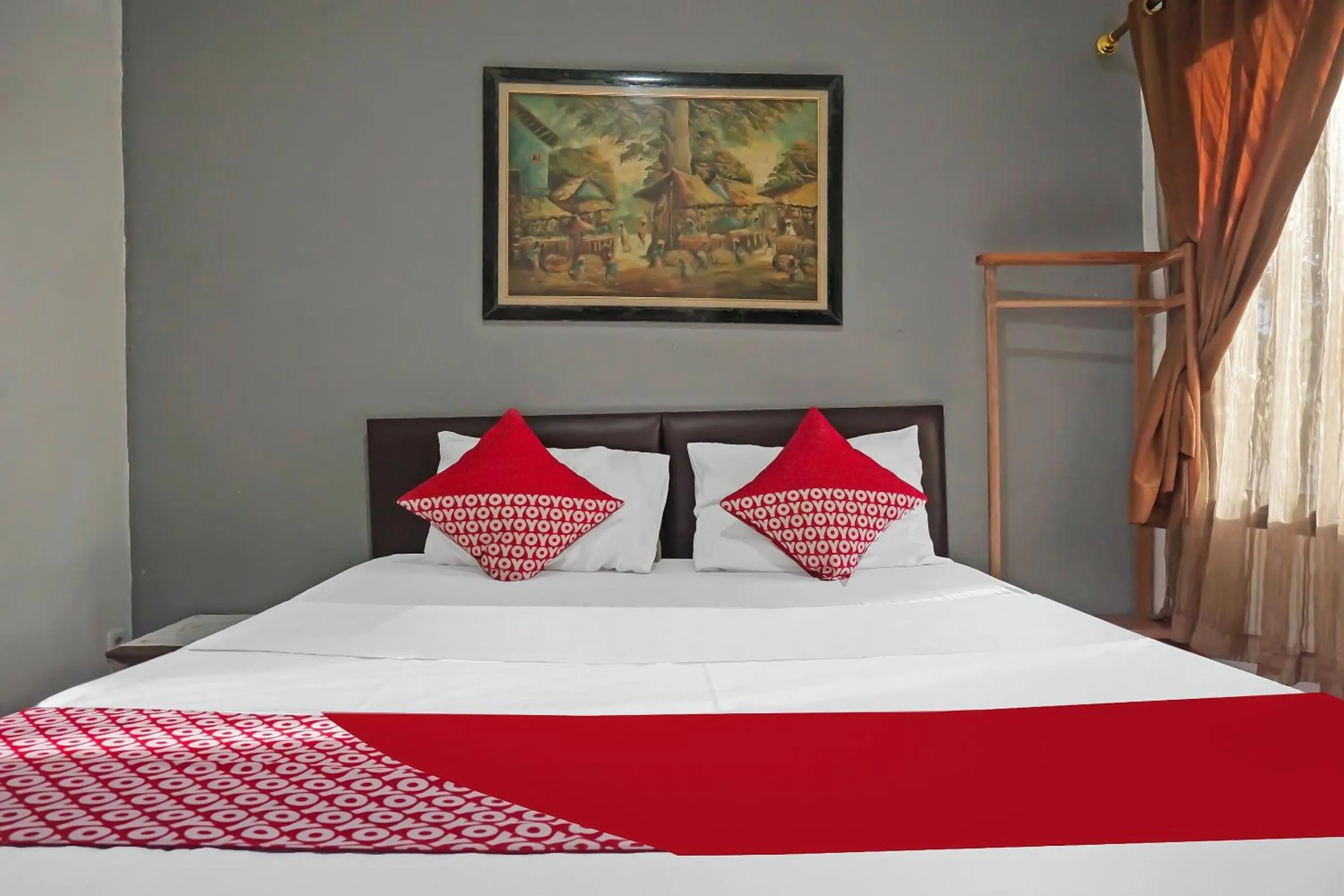 Bedroom, Bed in Hotel O Bogor Guest House