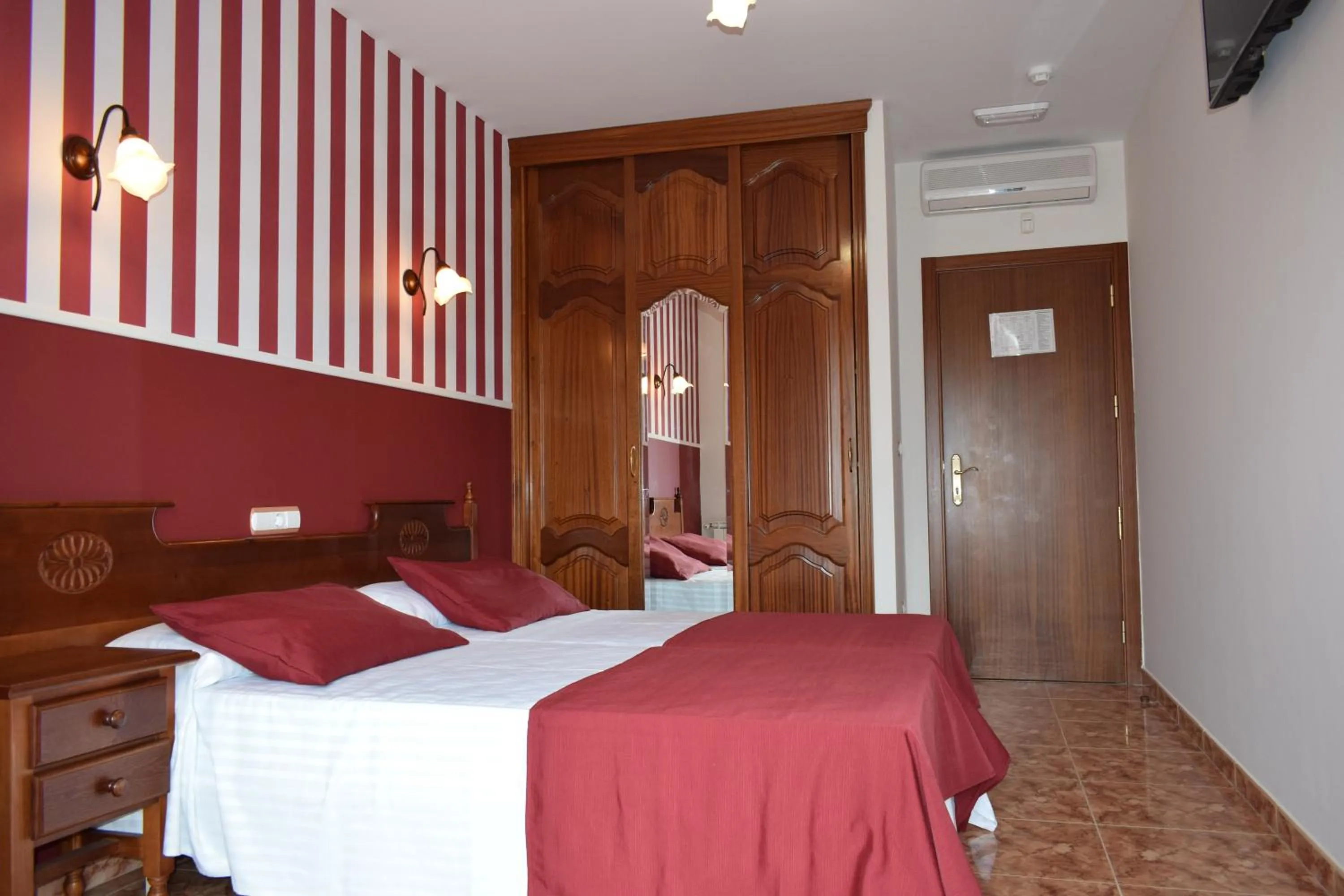 Bedroom, Bed in Hotel VIDA Ostra Marina