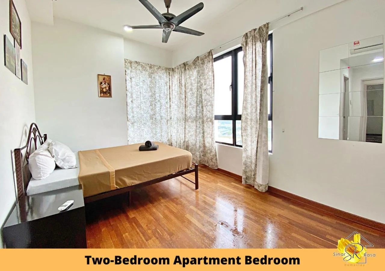 Bed in Sinar Rasa Homestay at I-Soho, I-City