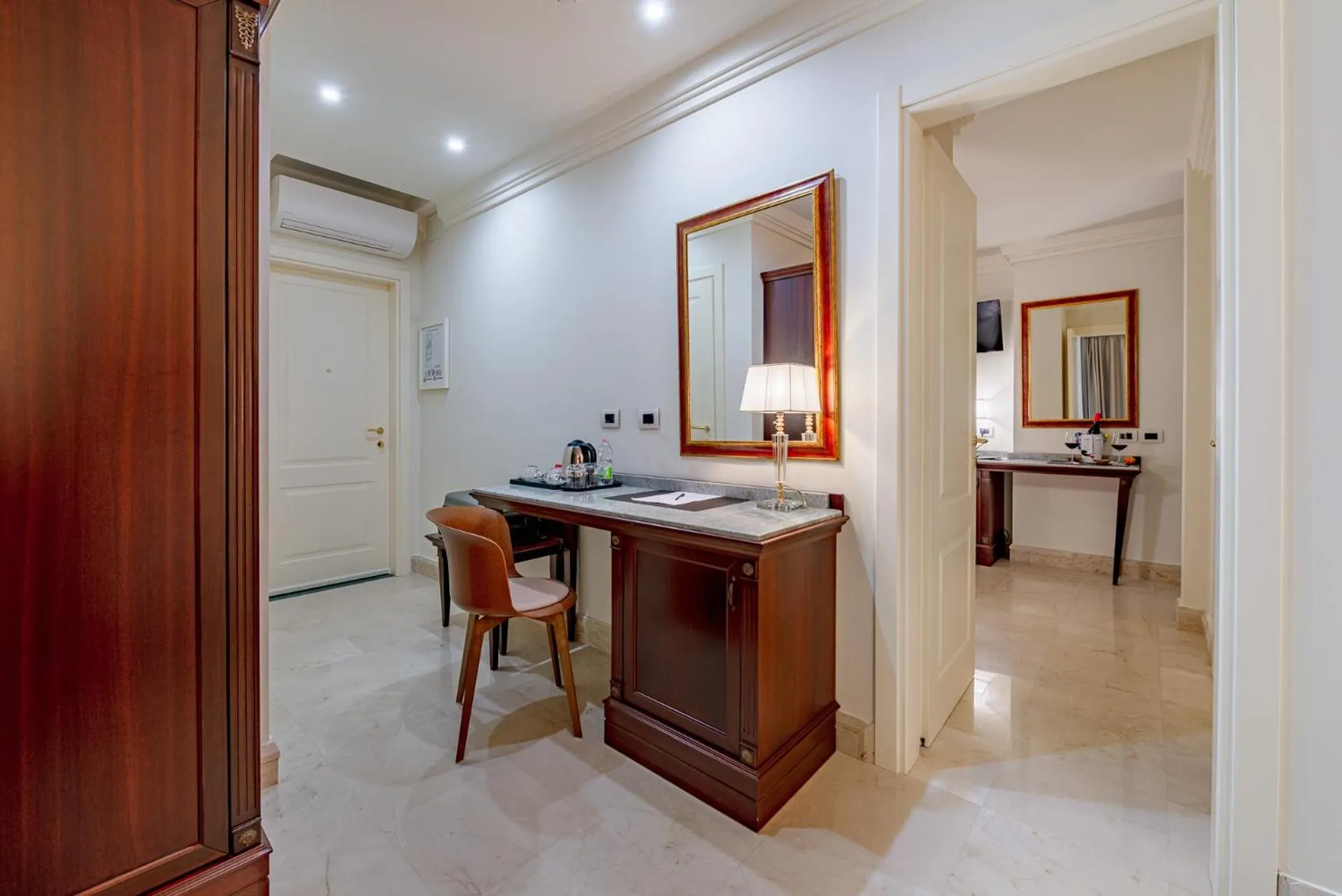 La Paloma Blanca Hotel