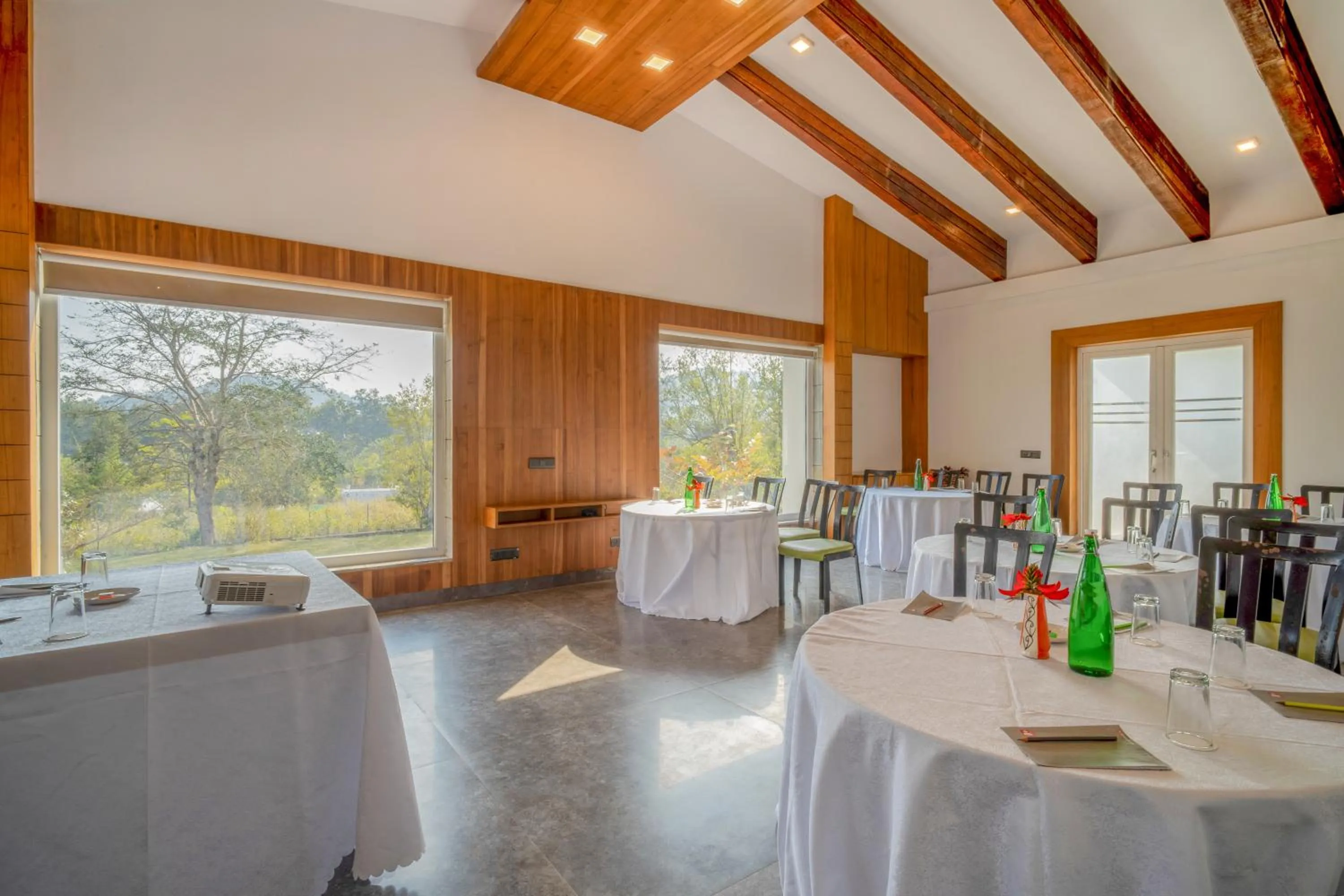 Restaurant/places to eat in The Corbett Greens