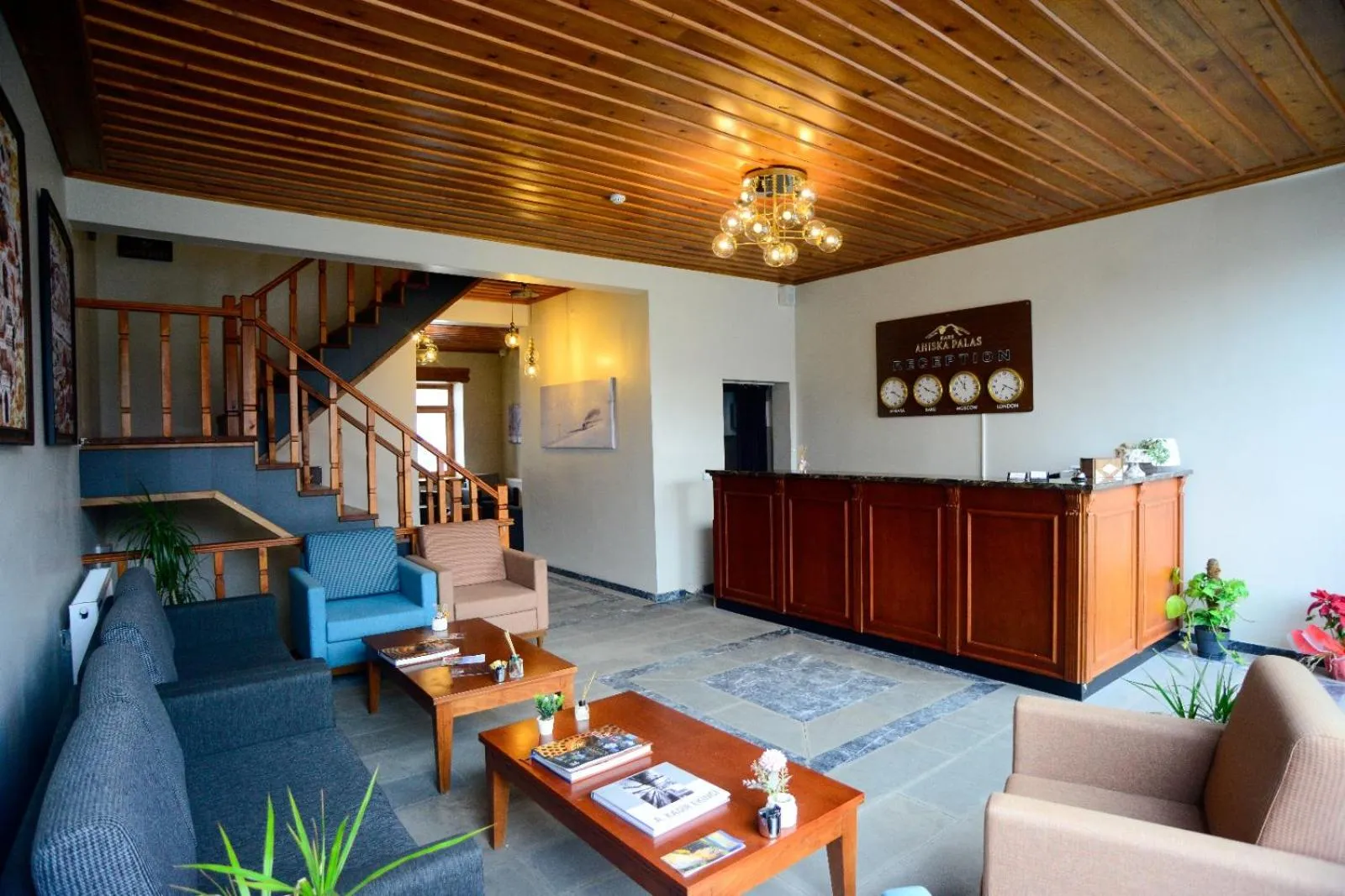 Lobby or reception in AHISKA PALAS OTEL