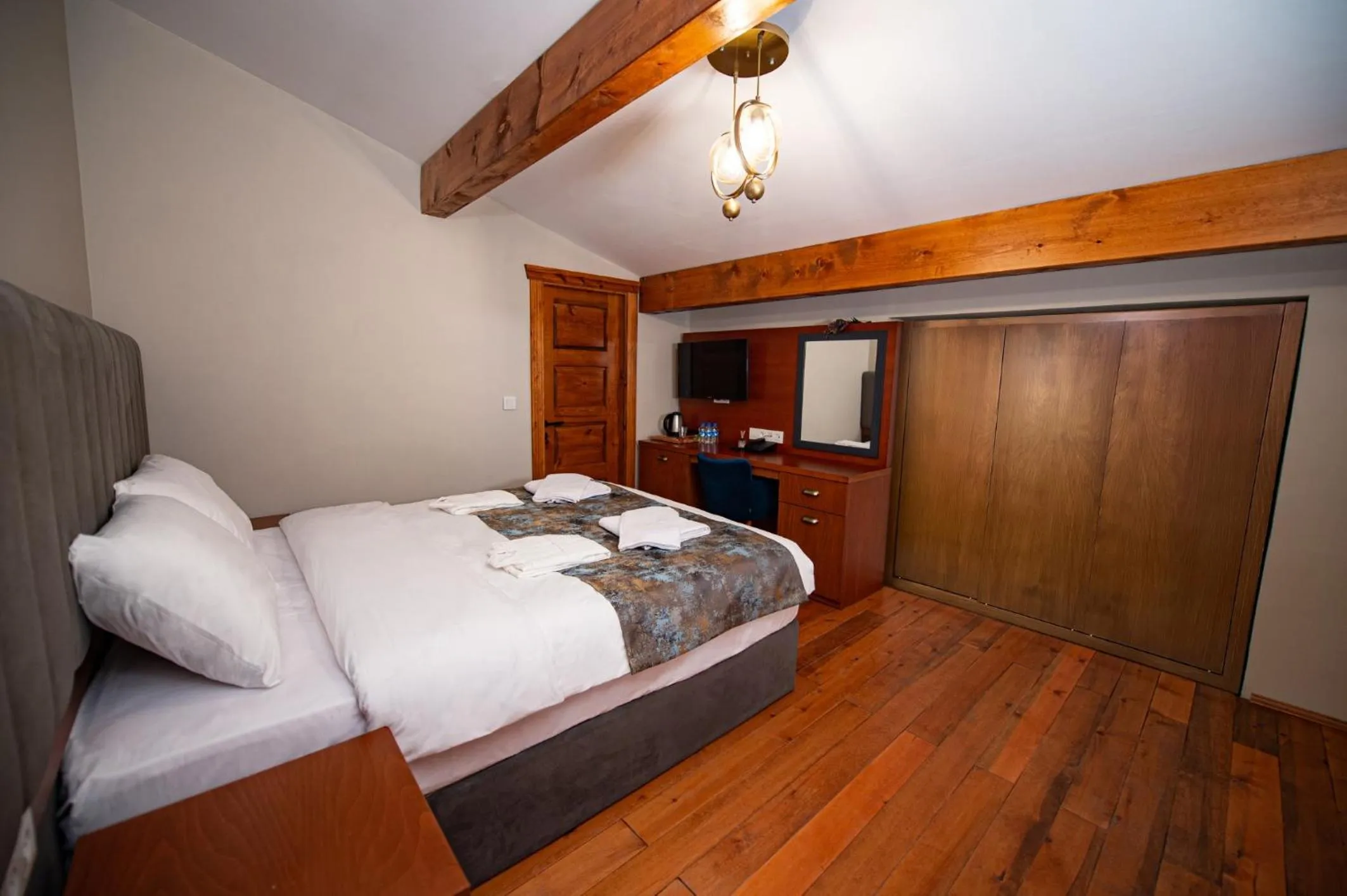 Bed in AHISKA PALAS OTEL