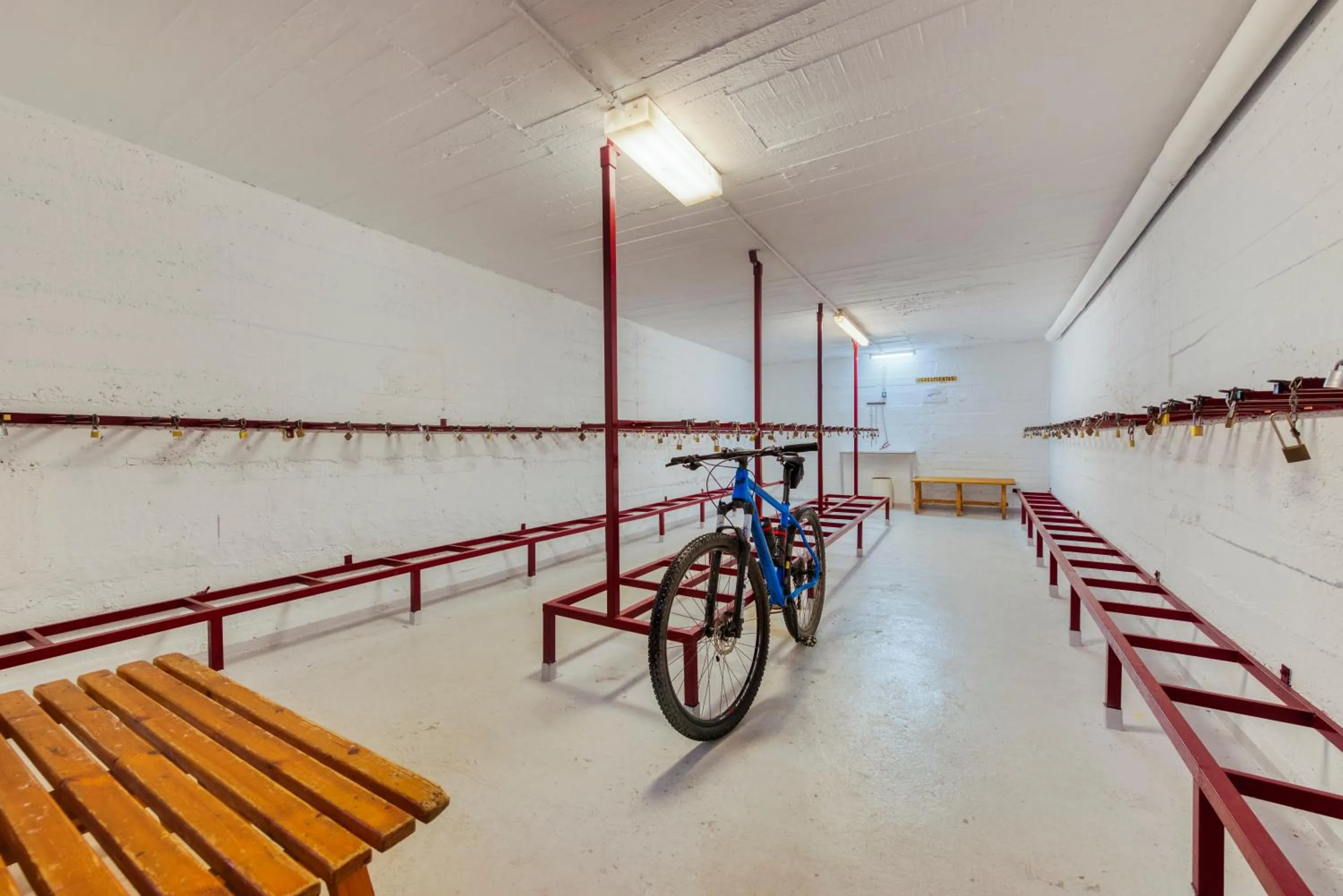 Skiing in Hotel Viella