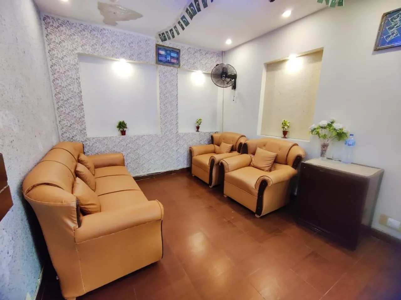 Lobby or reception in Margalla View Motel