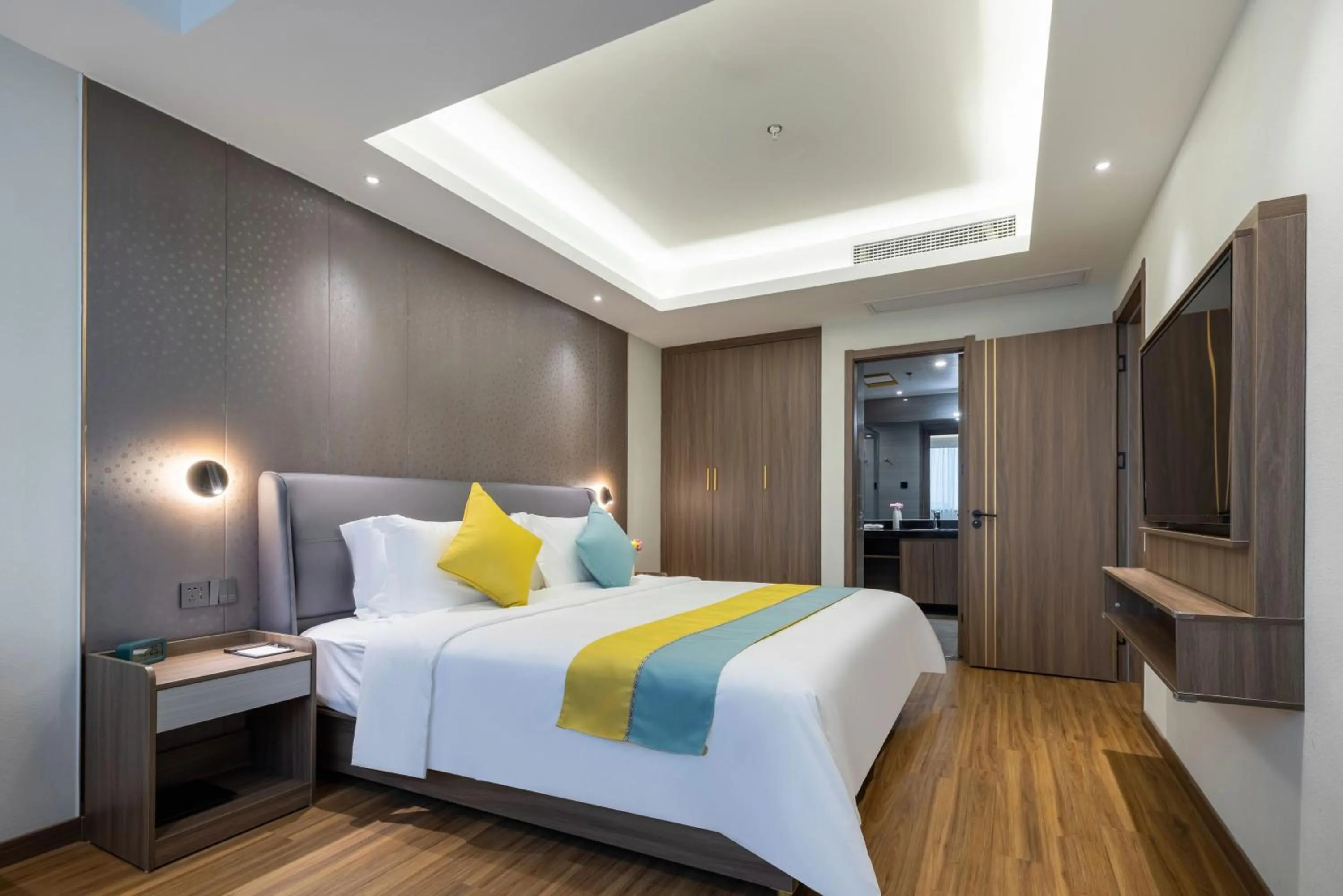 Bed in Citadines Zhengda Mall Hefei