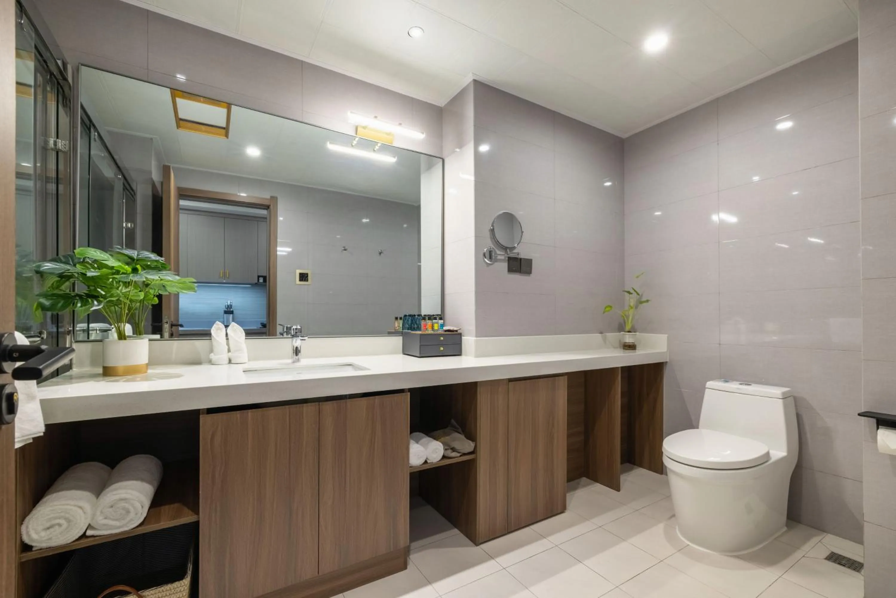 Toilet in Citadines Zhengda Mall Hefei