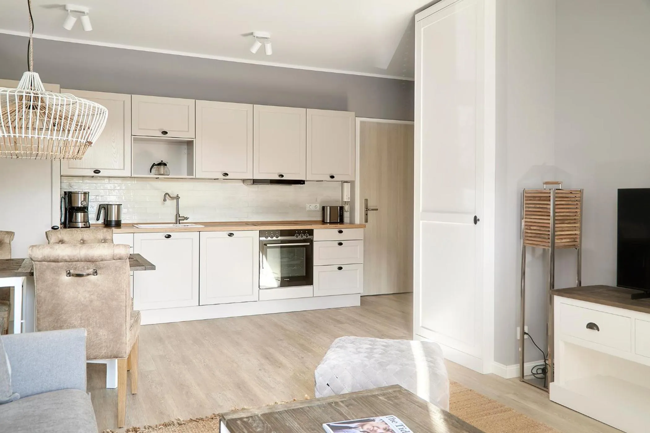 Kitchen or kitchenette in Beach Apartments Büsum
