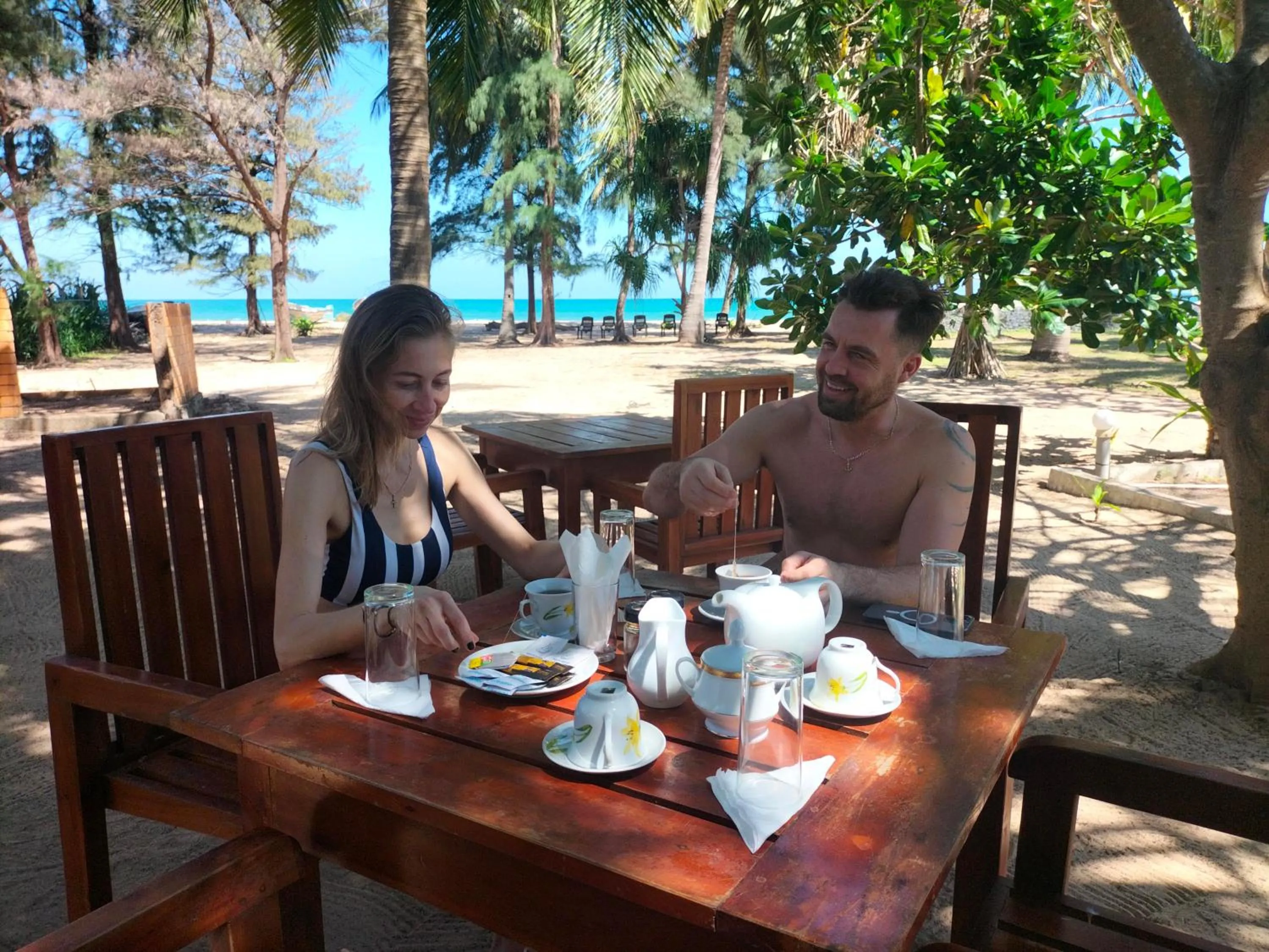 Dining area in Hotel Coral Bay