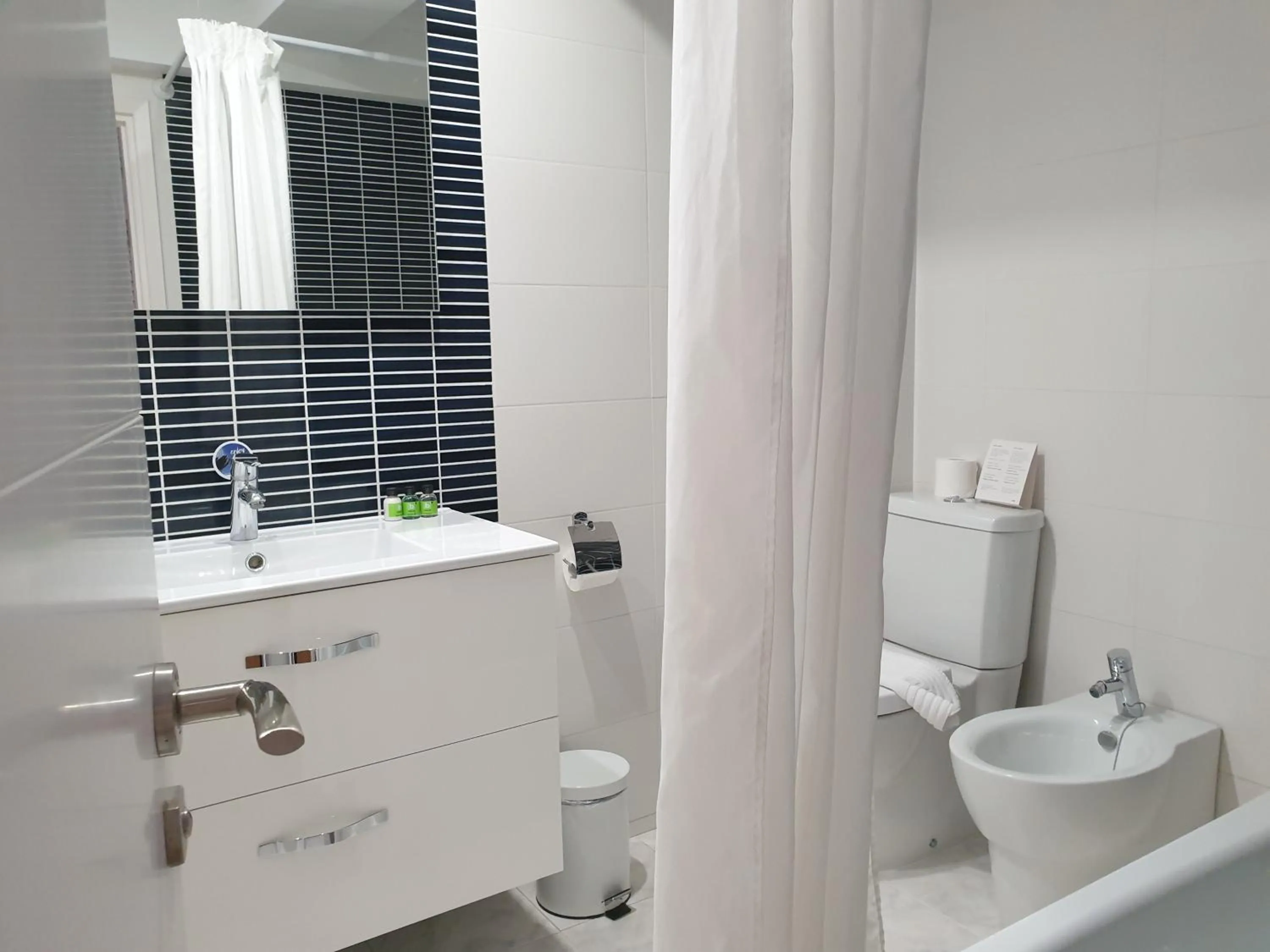 Shower in Hotel Boutique Las Arenas