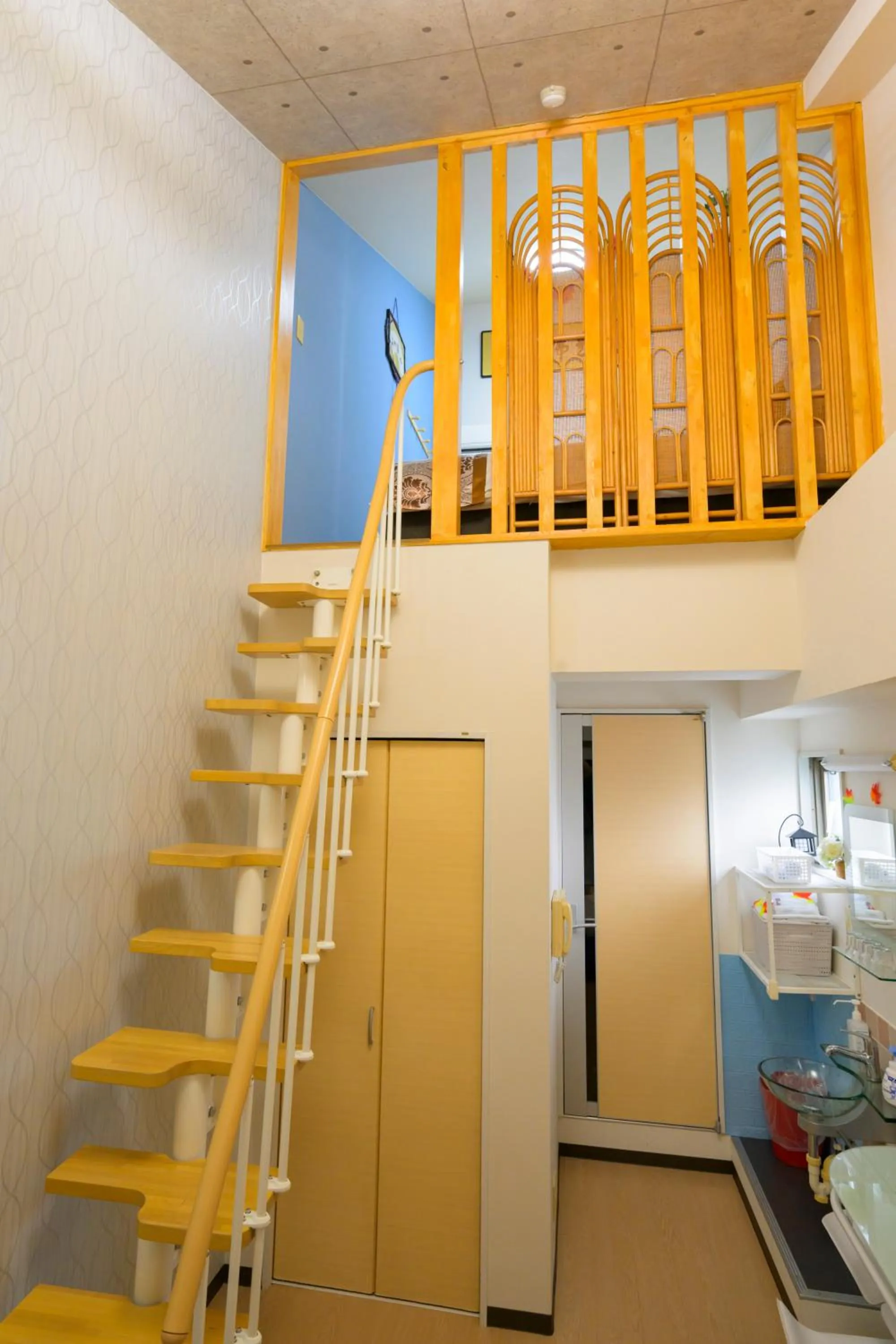 Photo of the whole room in HOTEL AARON通天東