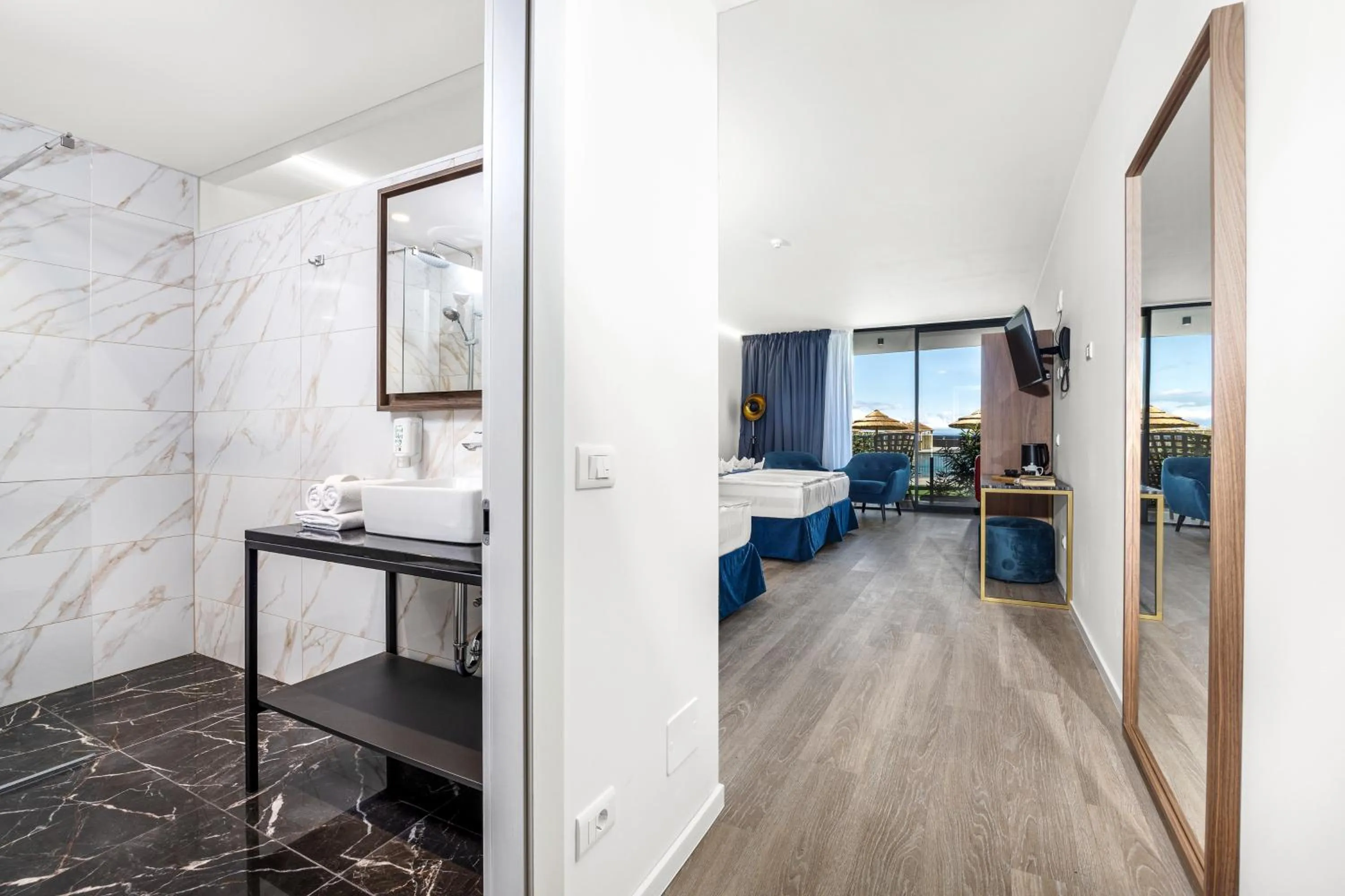 Bed in Resort Del Mar Emotion