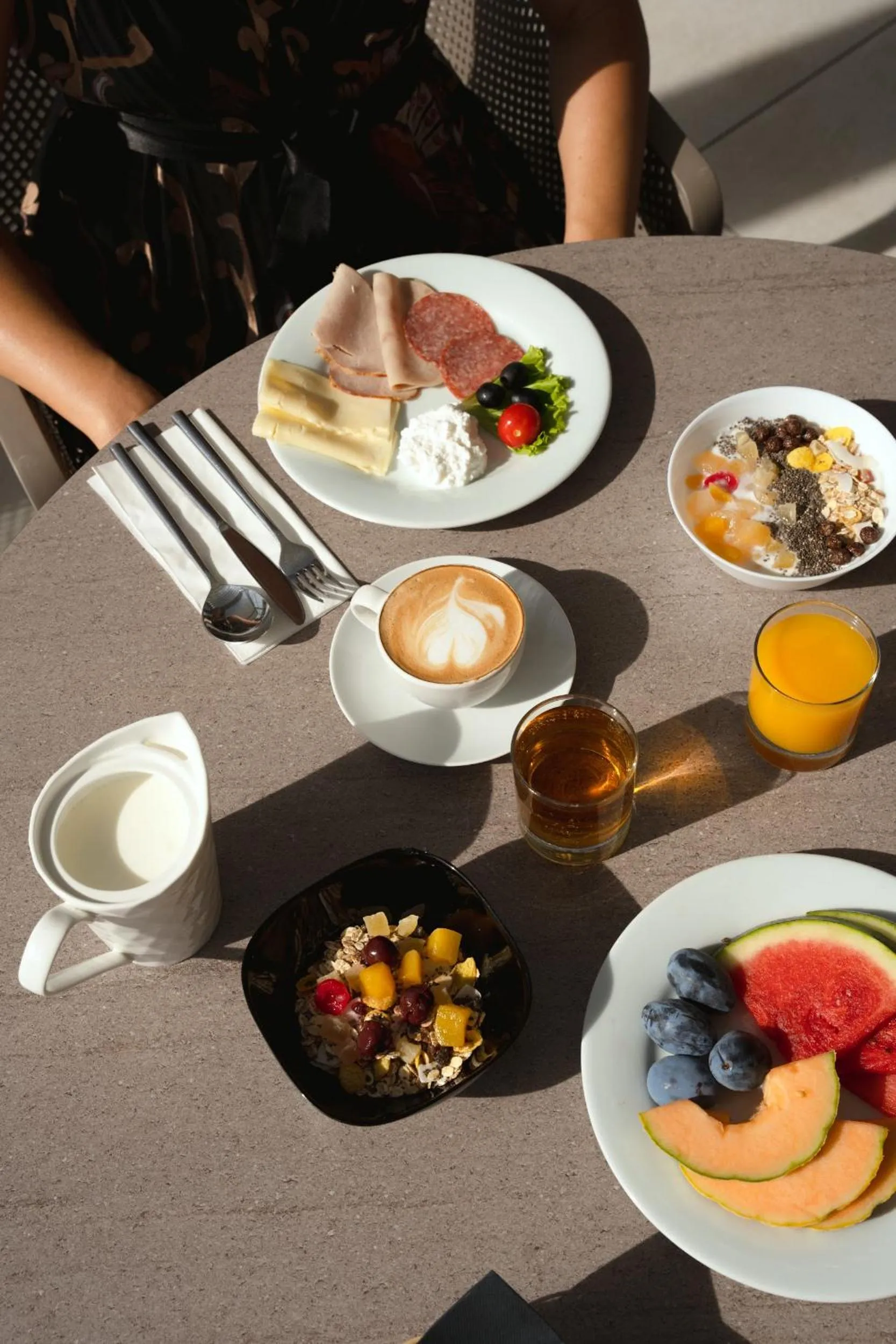 Food and drinks in Resort Del Mar Emotion