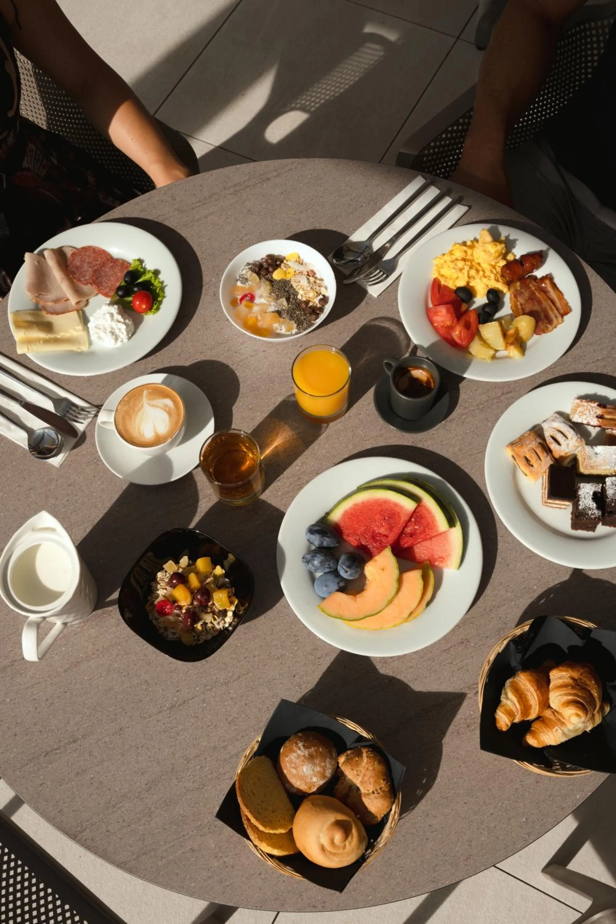 Food and drinks in Resort Del Mar Emotion