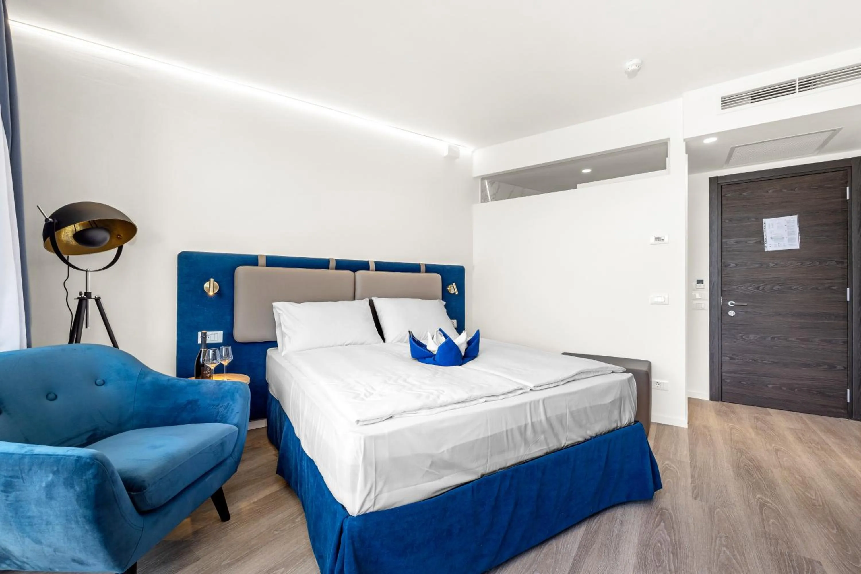 Bed in Resort Del Mar Emotion