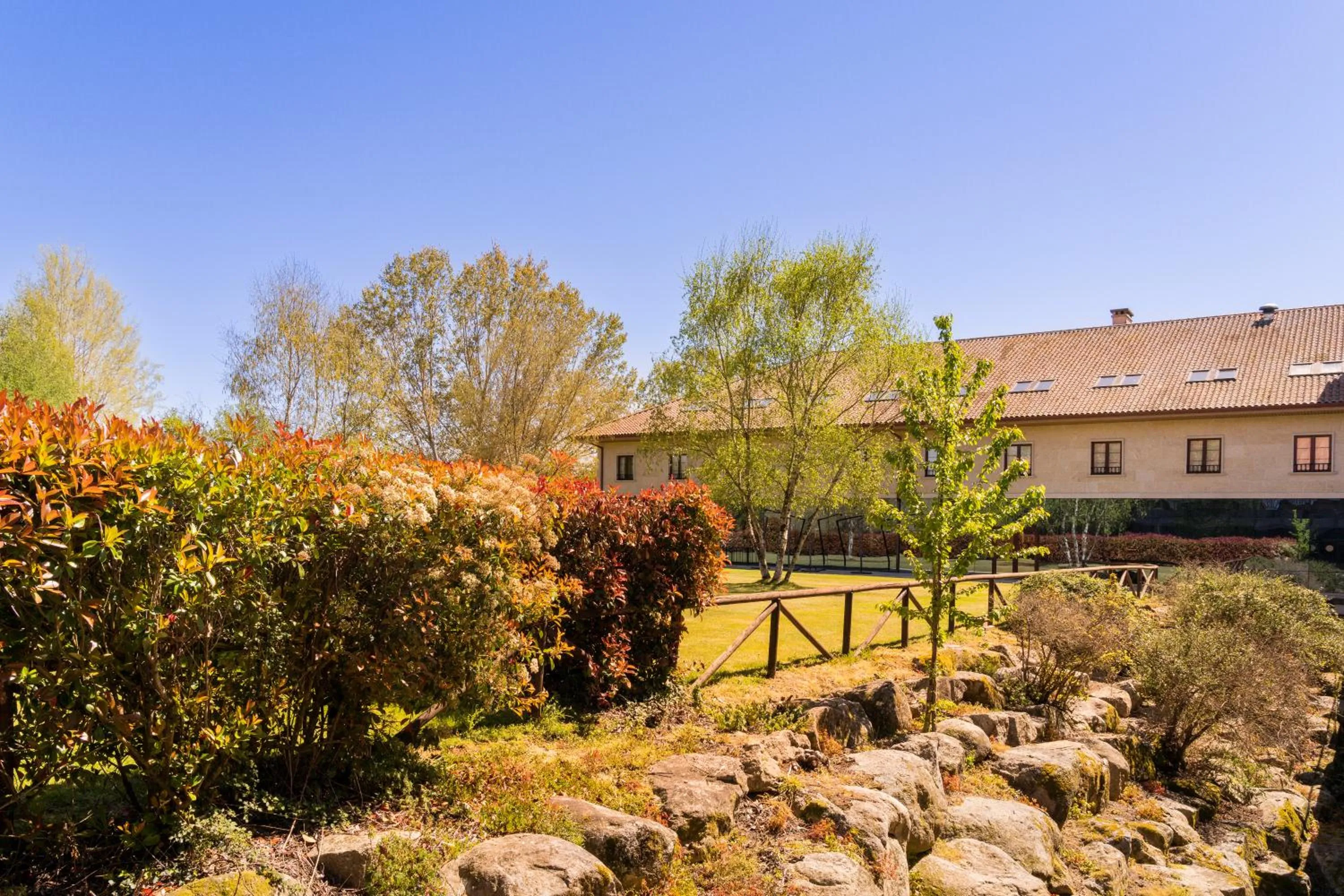 Garden in IBERIK Augas Santas Balneario & Golf