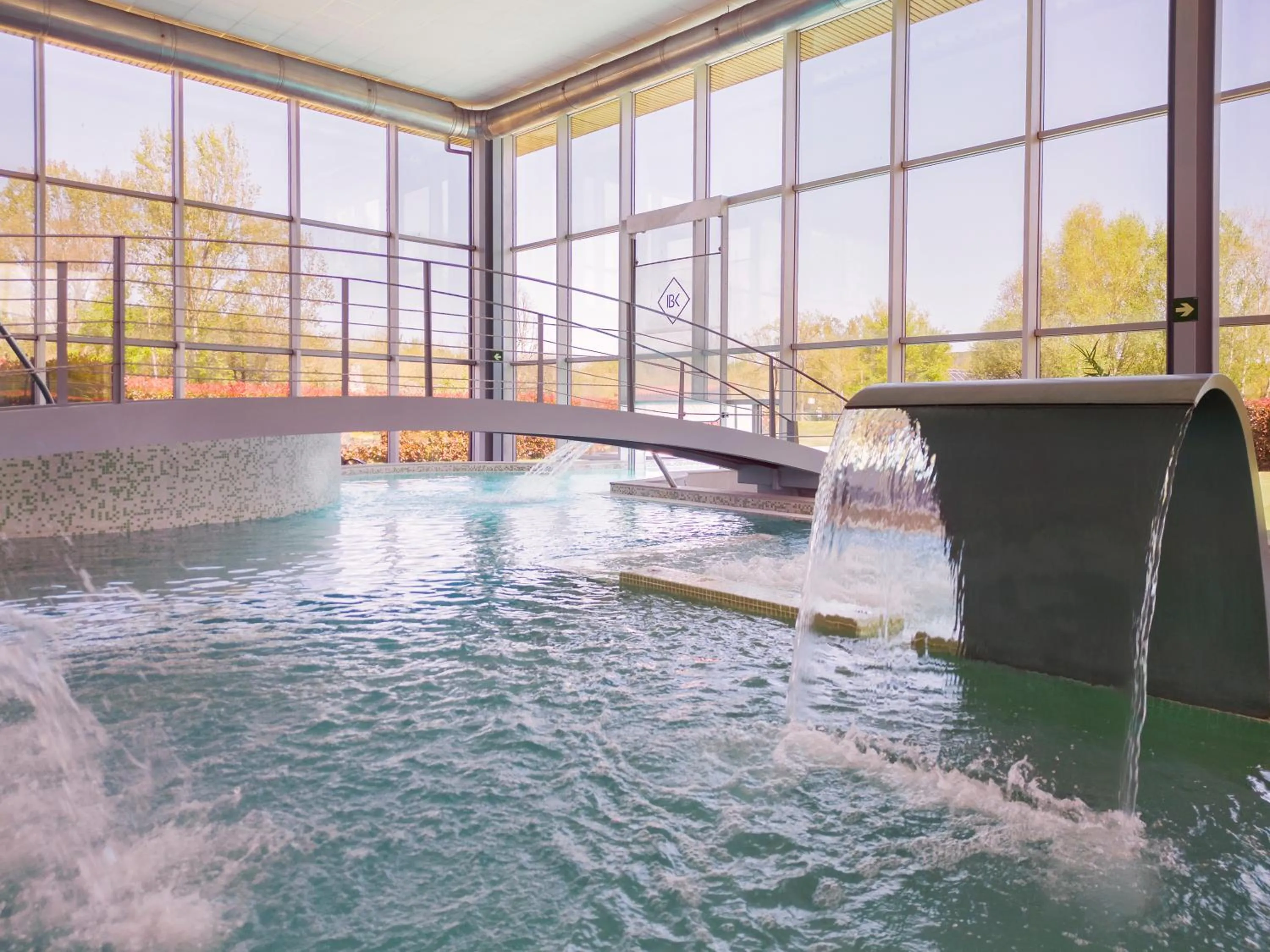 Hot Spring Bath in IBERIK Augas Santas Balneario & Golf