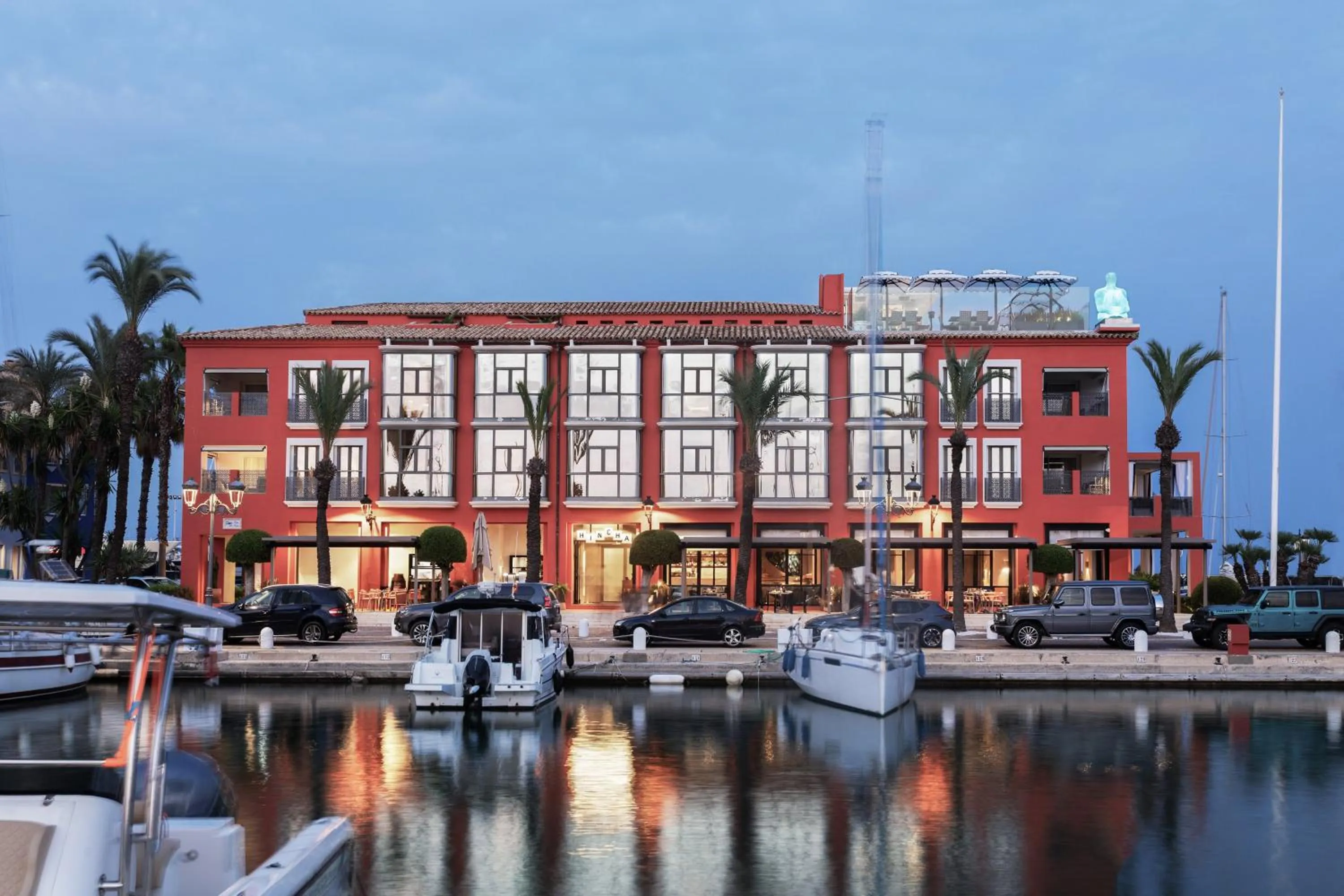 Facade/entrance in MIM Sotogrande Member of Melia Collection